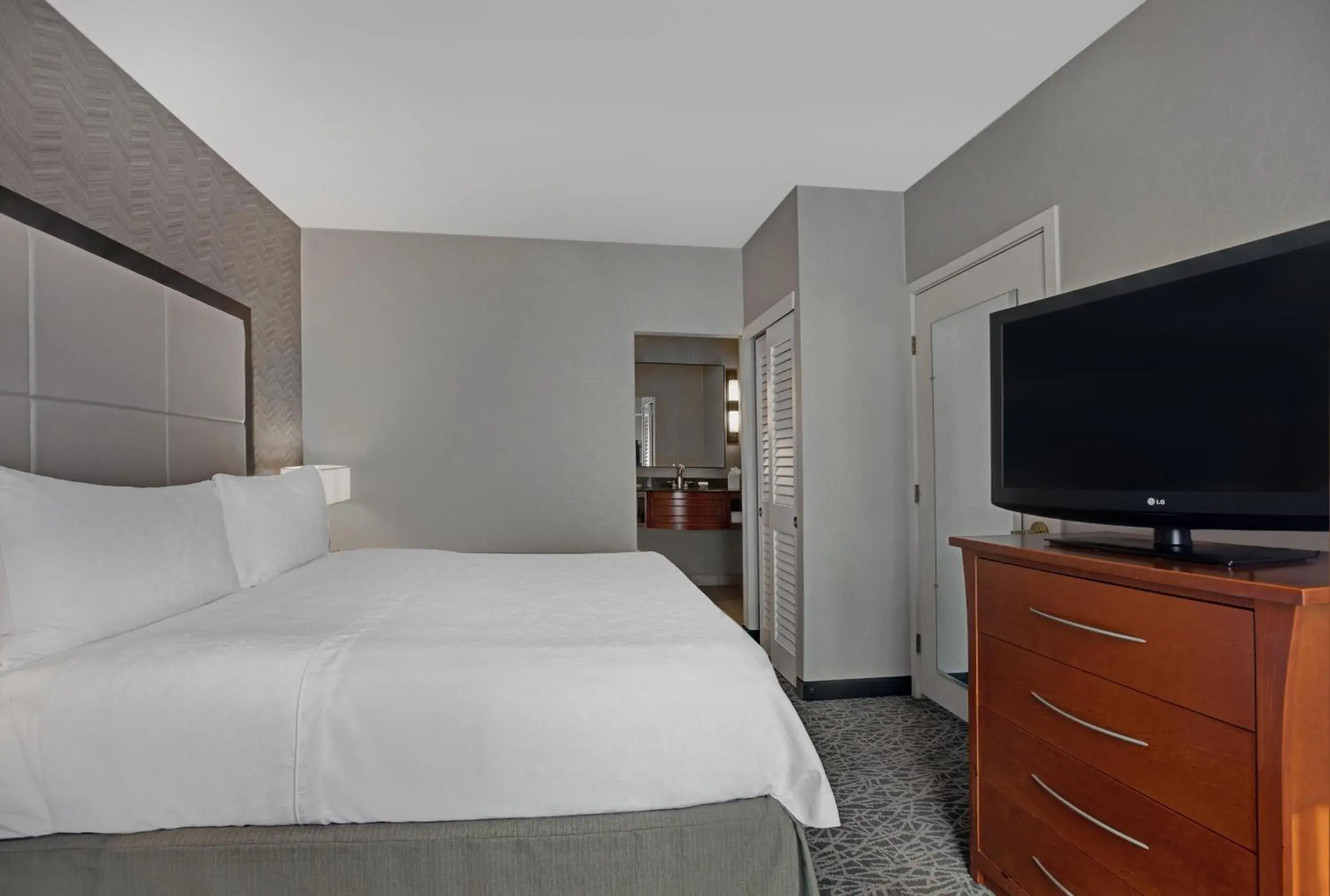 Bed in Homewood Suites by Hilton Chicago-Lincolnshire Bed in Homewood Suites by Hilton Chicago-Lincolnshire