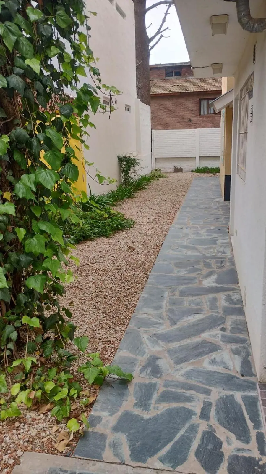 Property building in Pato Pinamar -Familiar-No se aceptan grupos de jóvenes