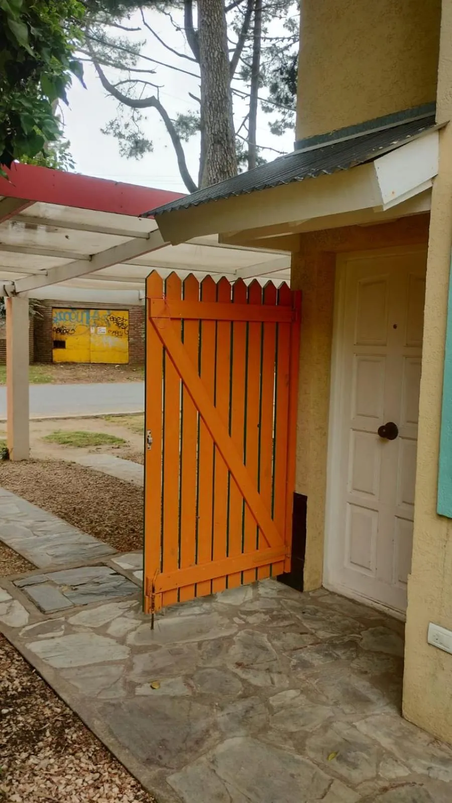 Property building in Pato Pinamar -Familiar-No se aceptan grupos de jóvenes