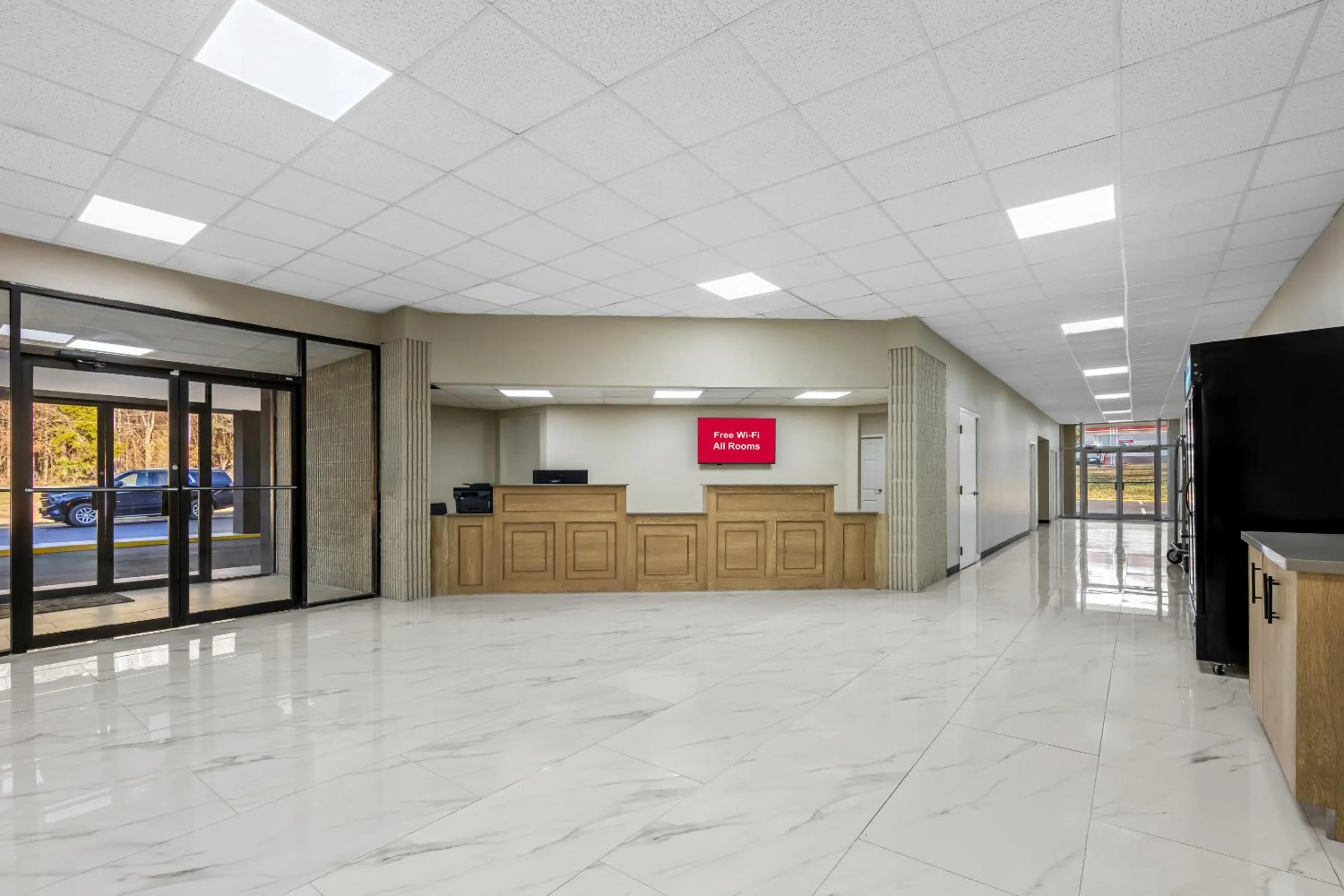 Lobby or reception in HomeTowne Studios by Red Roof Athens, TN