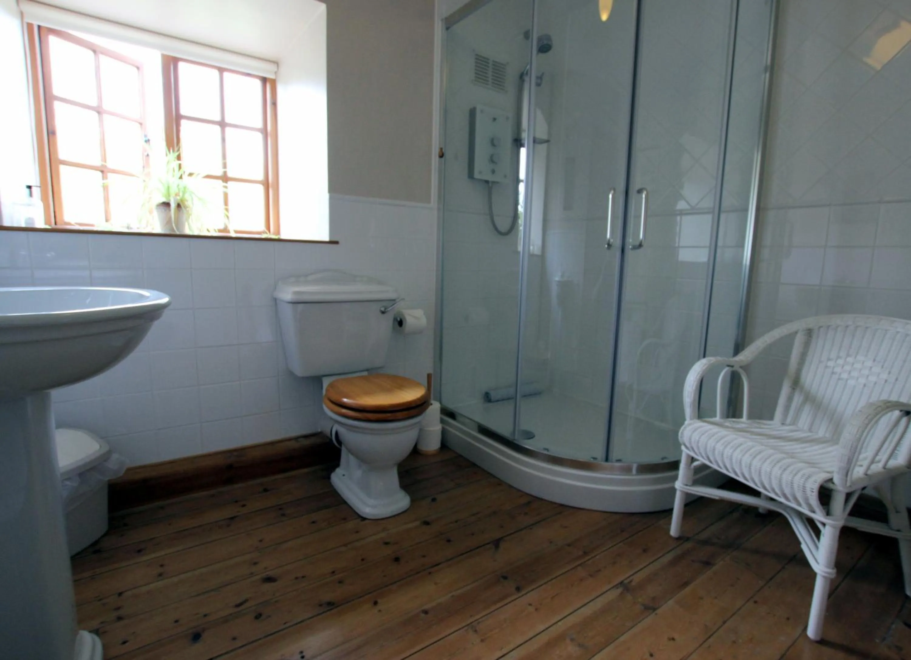 Larkrise Cottage Bed And Breakfast