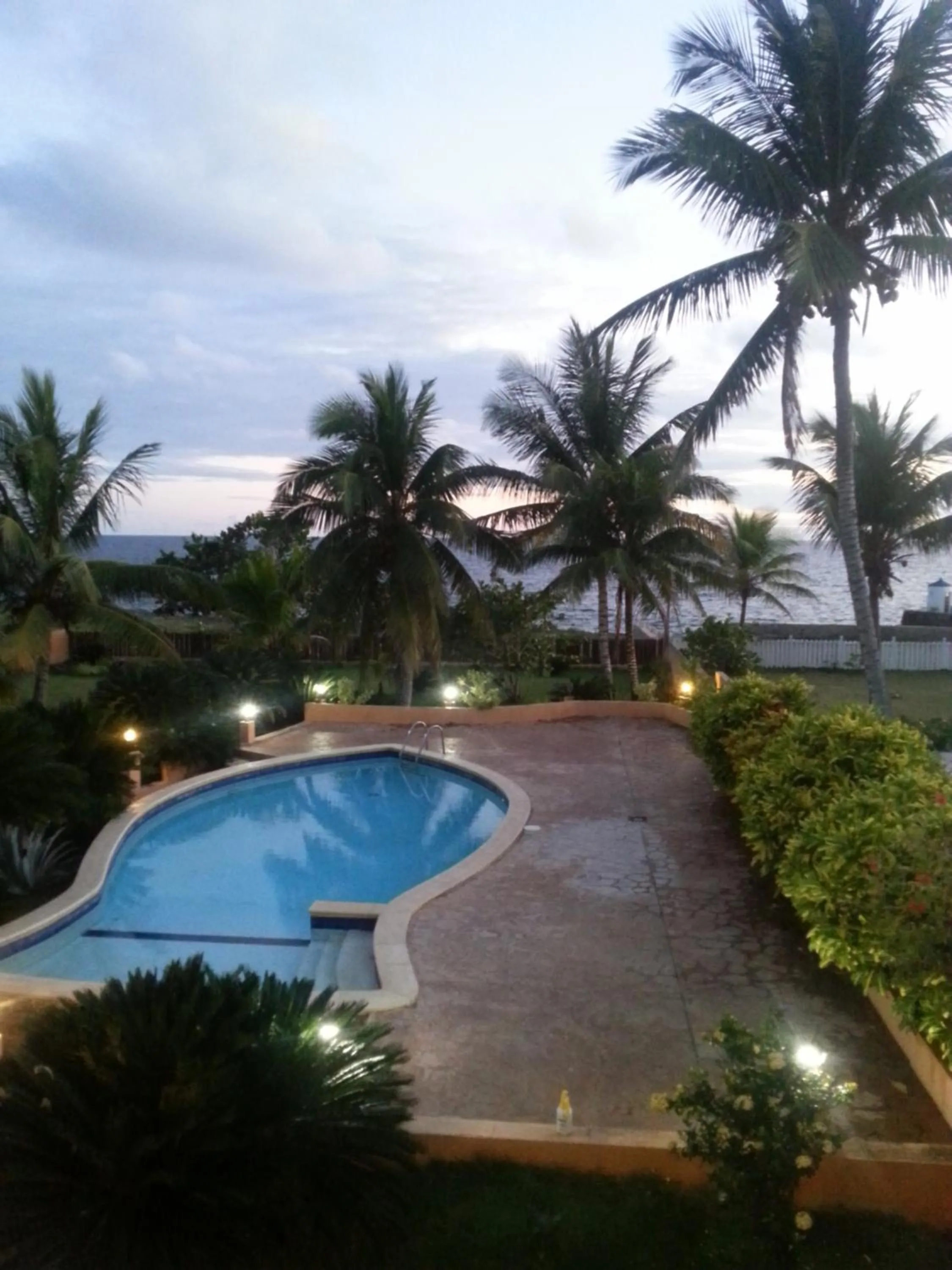 Pool view in La Cueva del Che