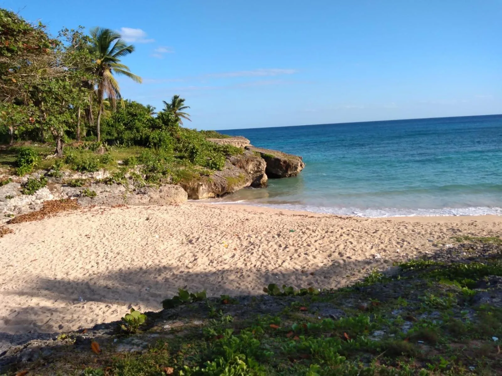 Beach in La Cueva del Che