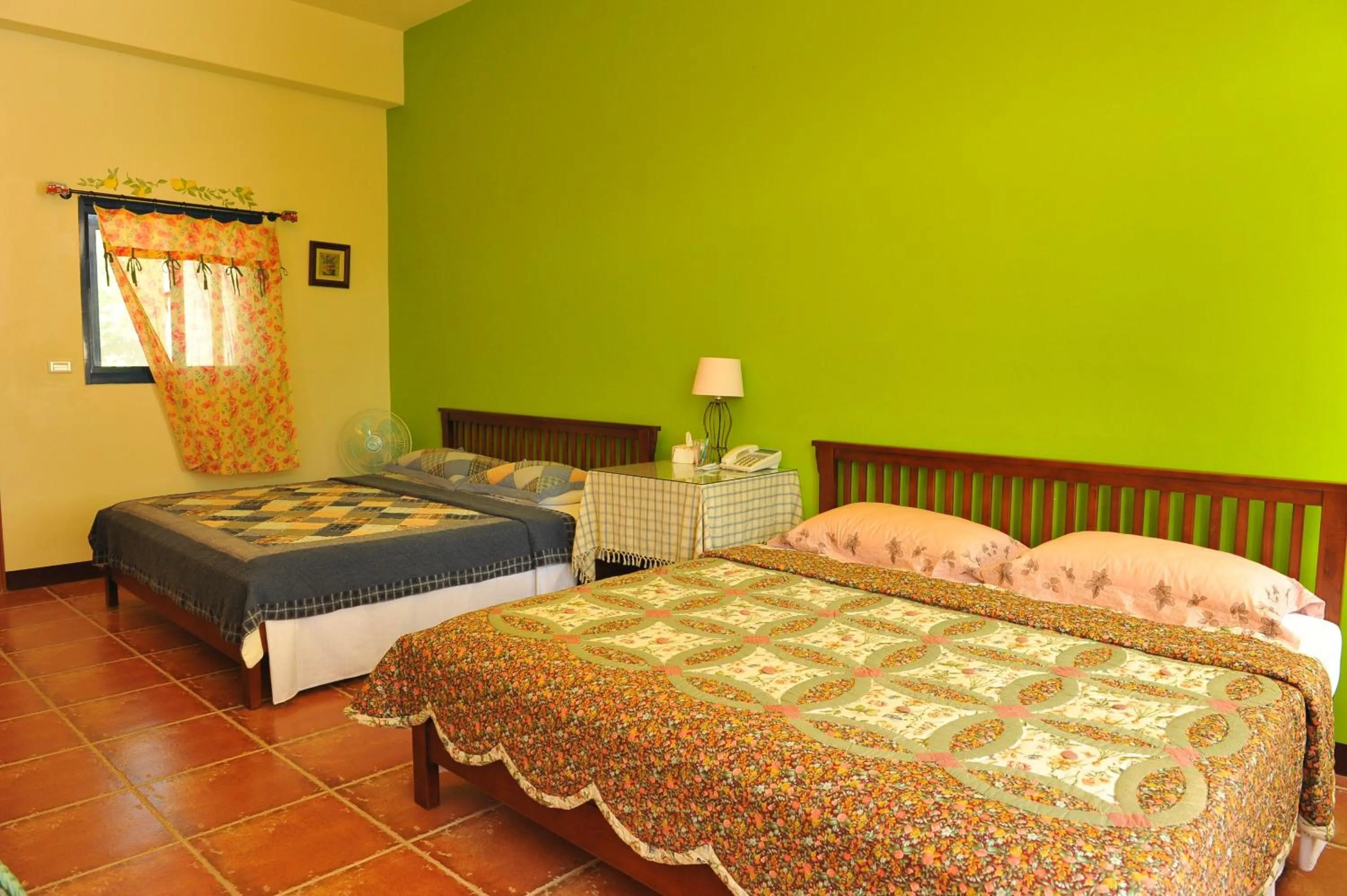 Quadruple Room with Terrace in Tuscany Garden B&B
