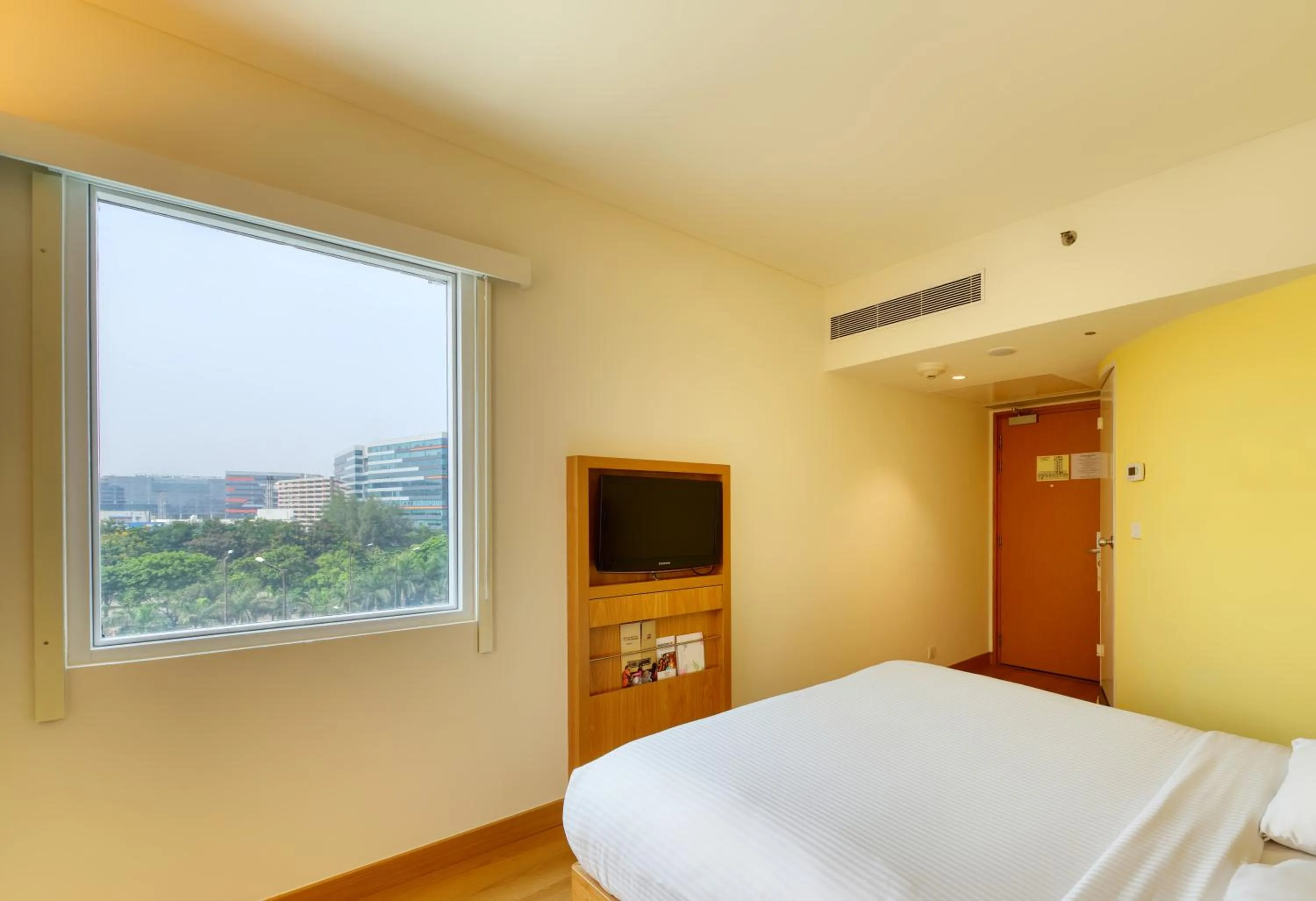 Bed in ibis Bengaluru Outer Ring Road