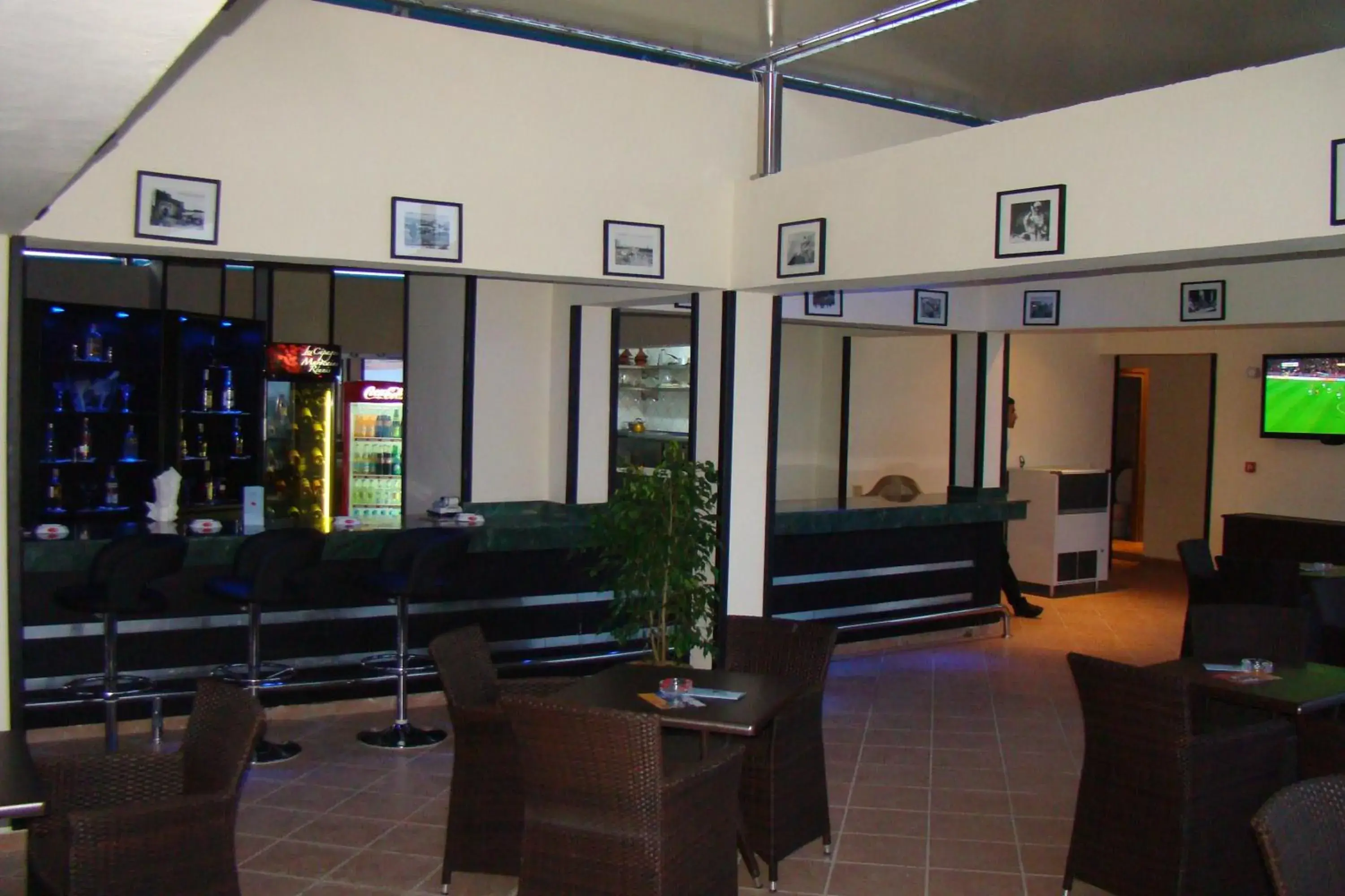 Lounge or bar in New Farah Hotel
