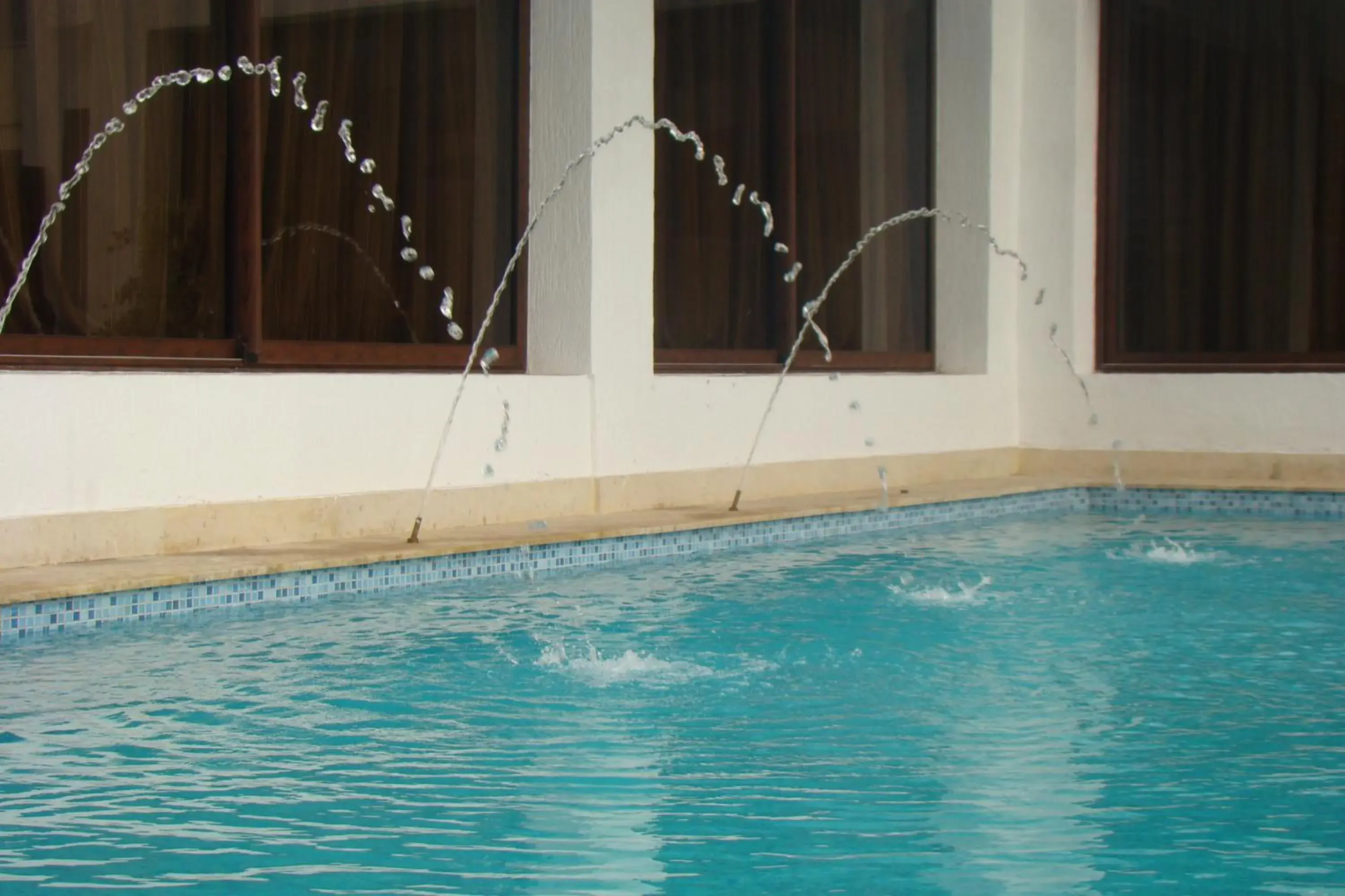 Swimming Pool in New Farah Hotel