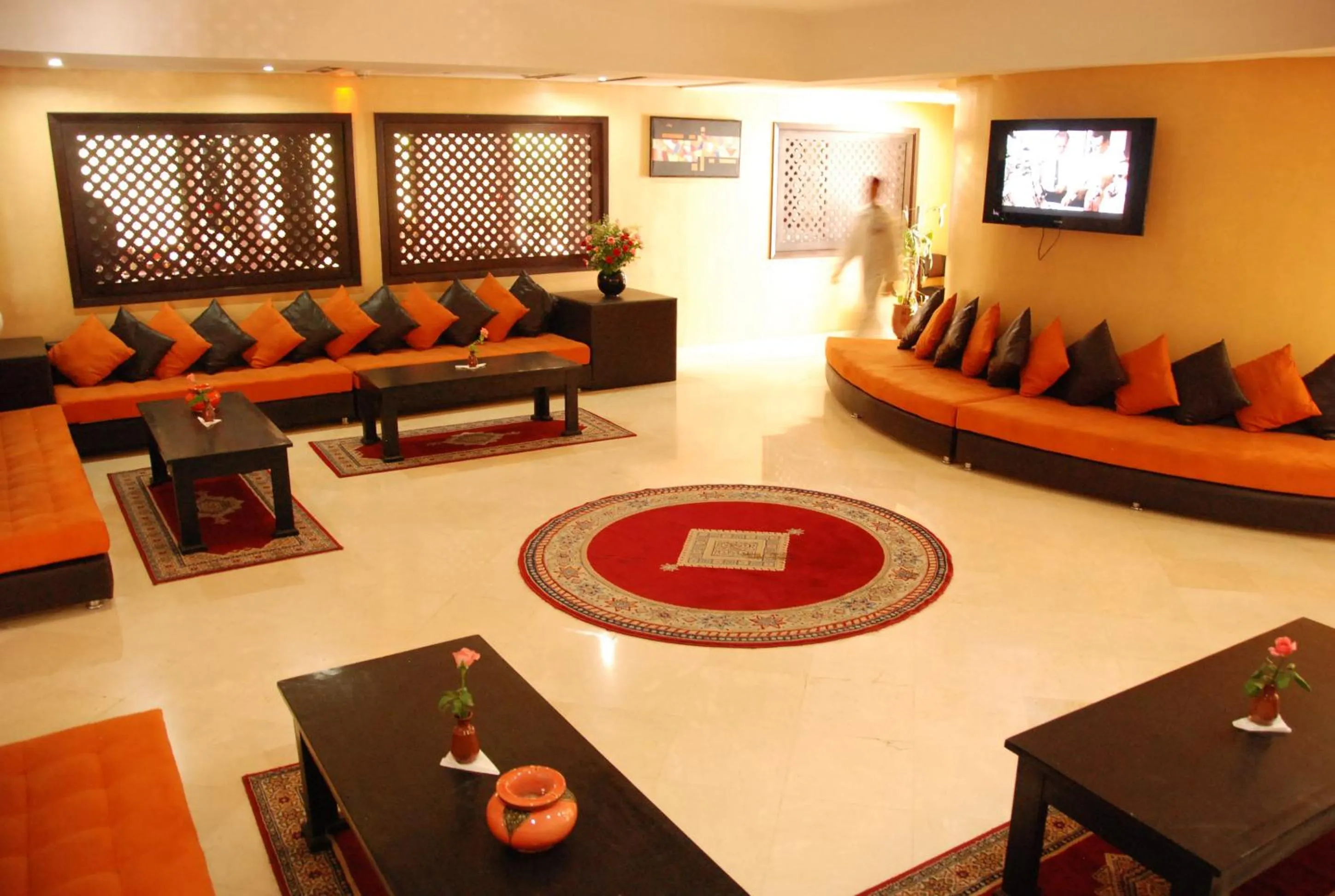 Lobby or reception in New Farah Hotel
