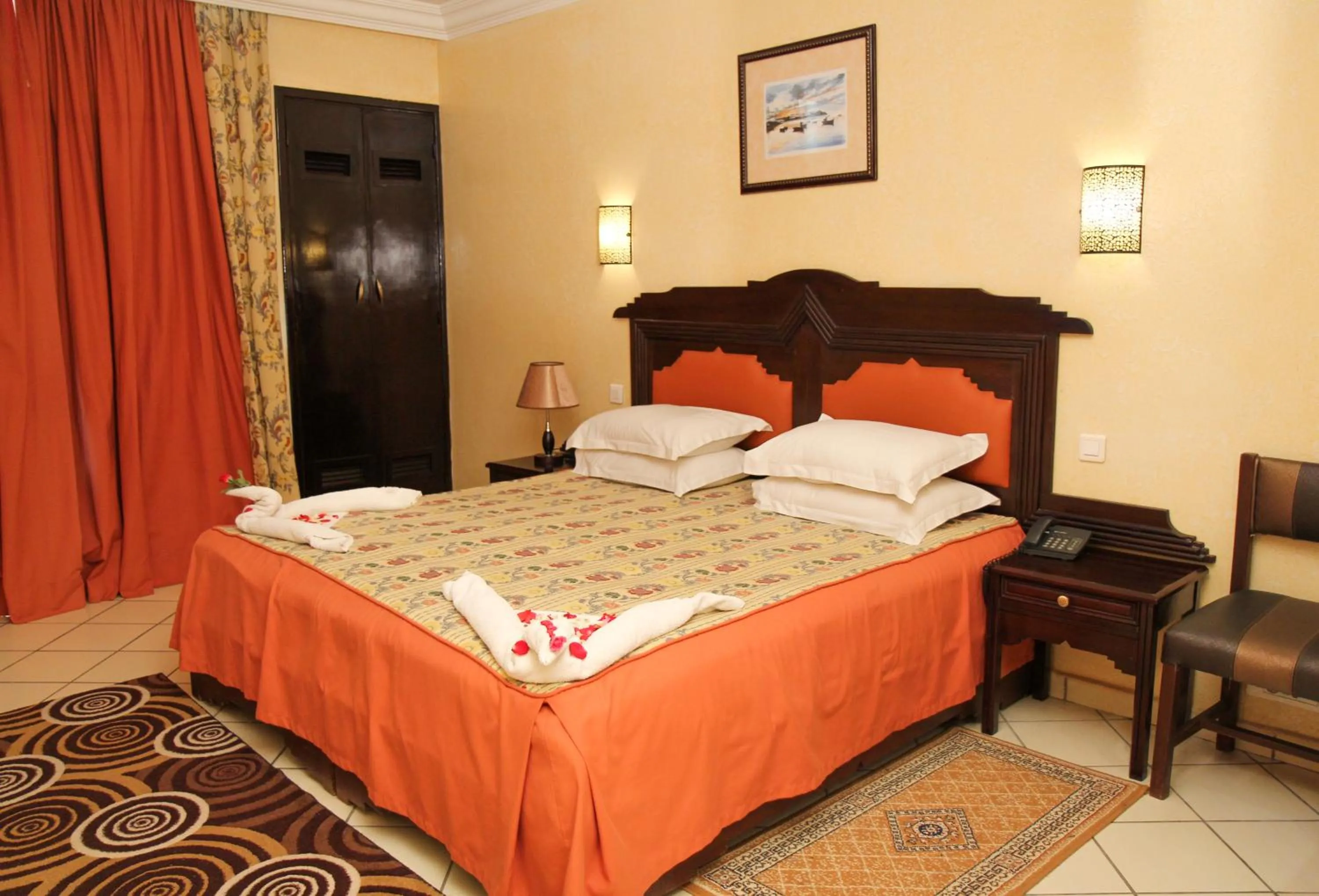 Bedroom in New Farah Hotel
