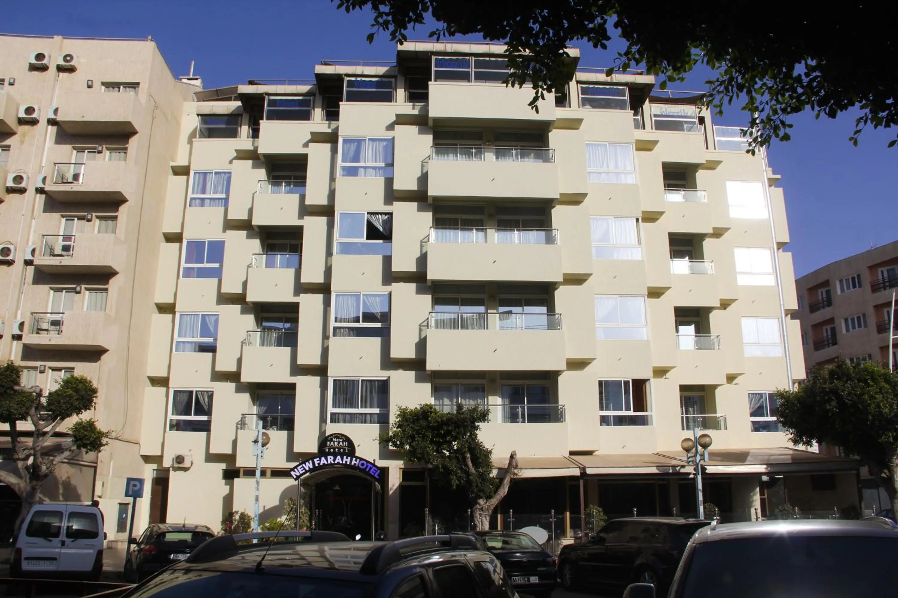 New Farah Hotel