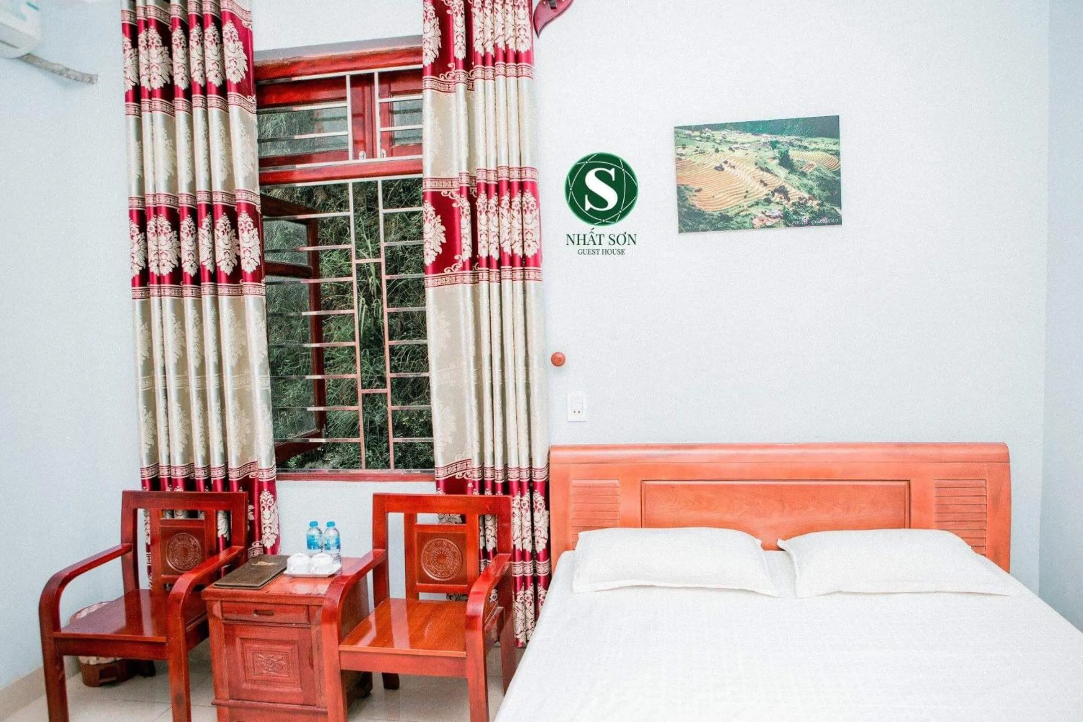 Bed in Nhat Son Guesthouse