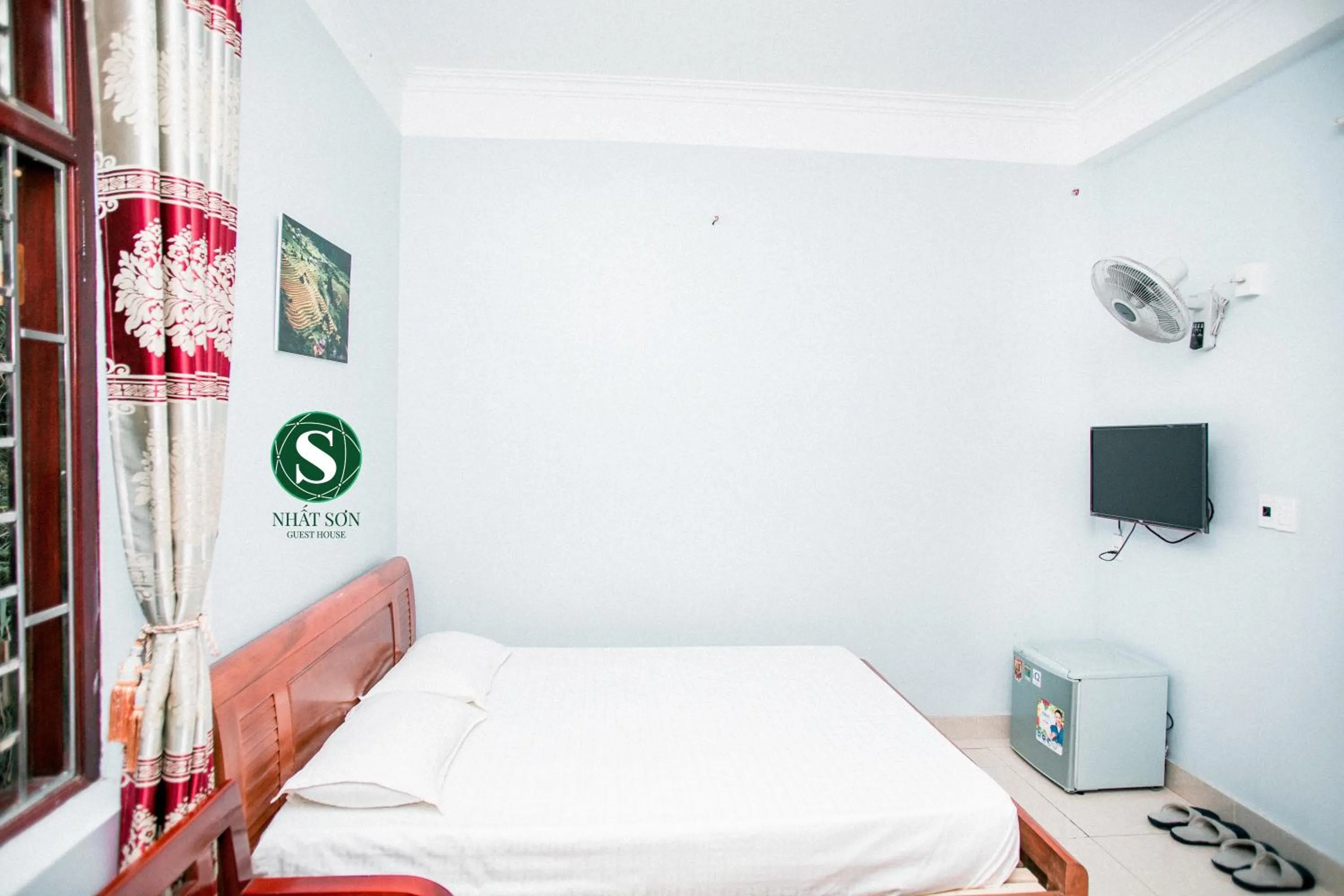 Bed in Nhat Son Guesthouse
