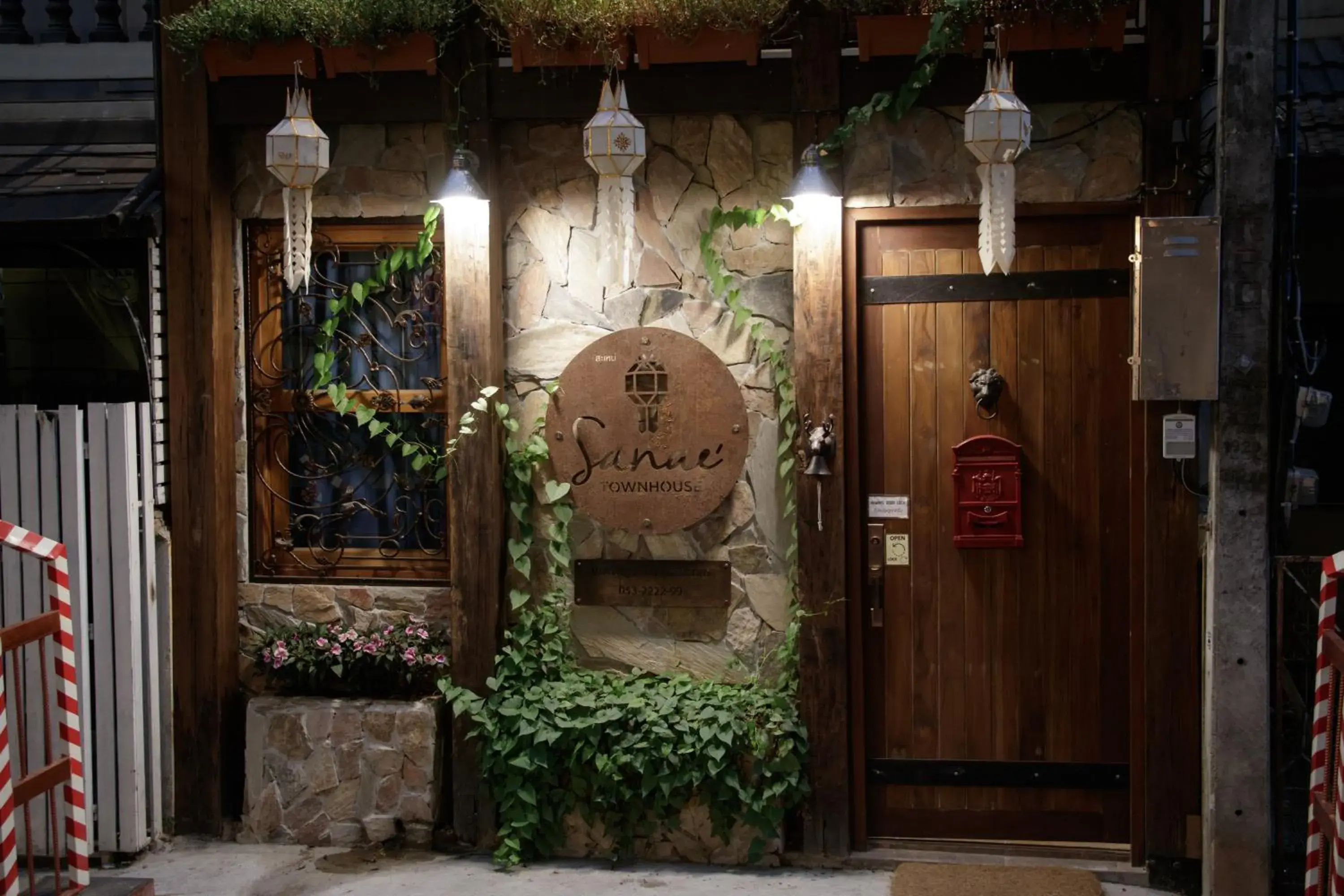 Sanae' Townhouse Chiang Mai Sanae' Townhouse Chiang Mai