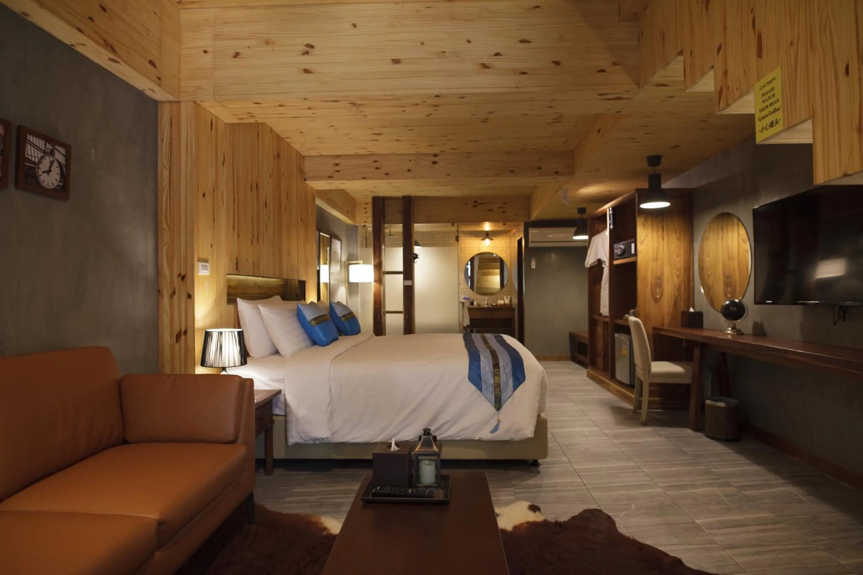 Bed in Sanae' Townhouse Chiang Mai