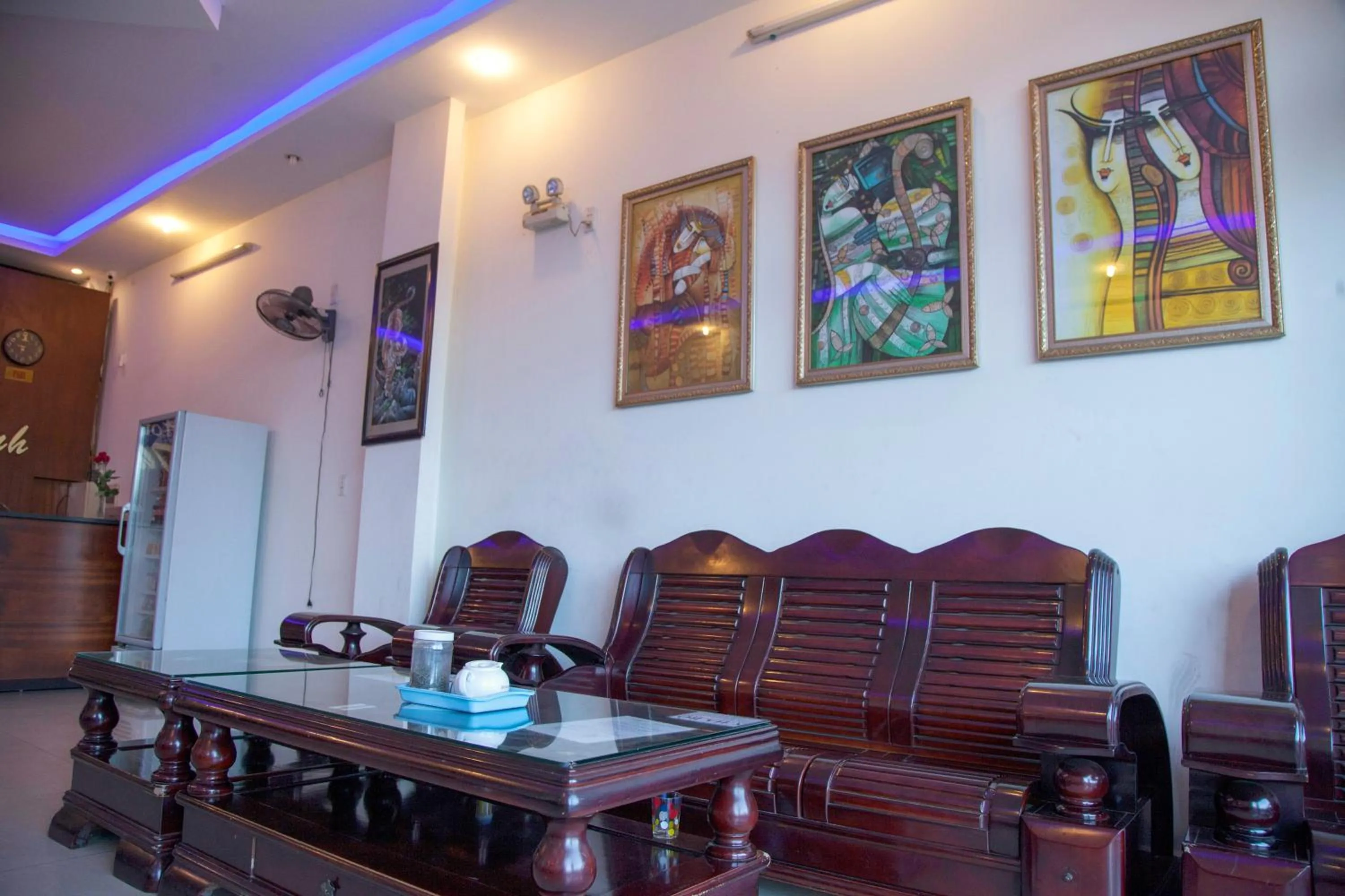 Property building in Hoang Thuy Sinh Hotel
