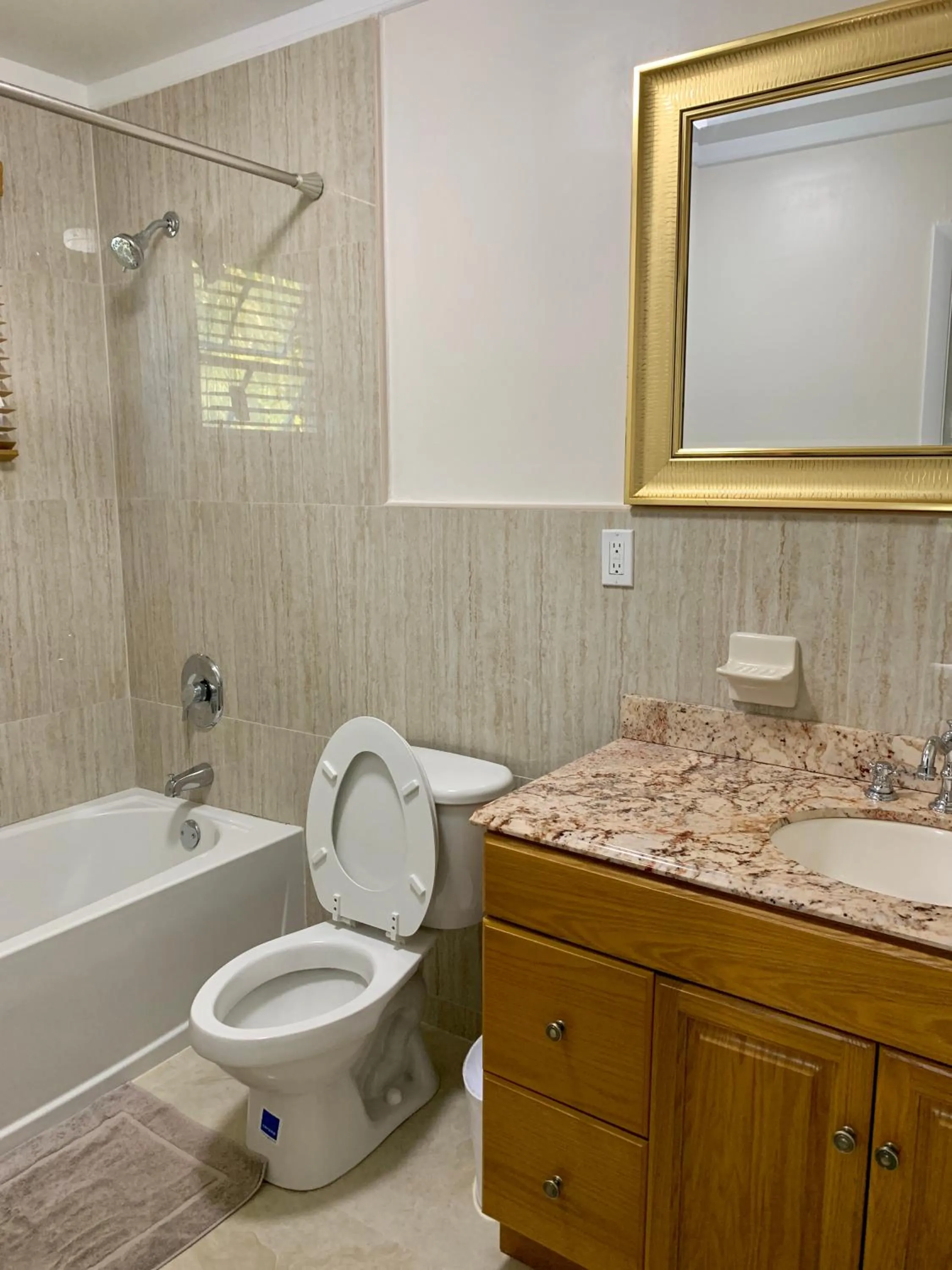 Bathroom in Dawson’s Hideaway