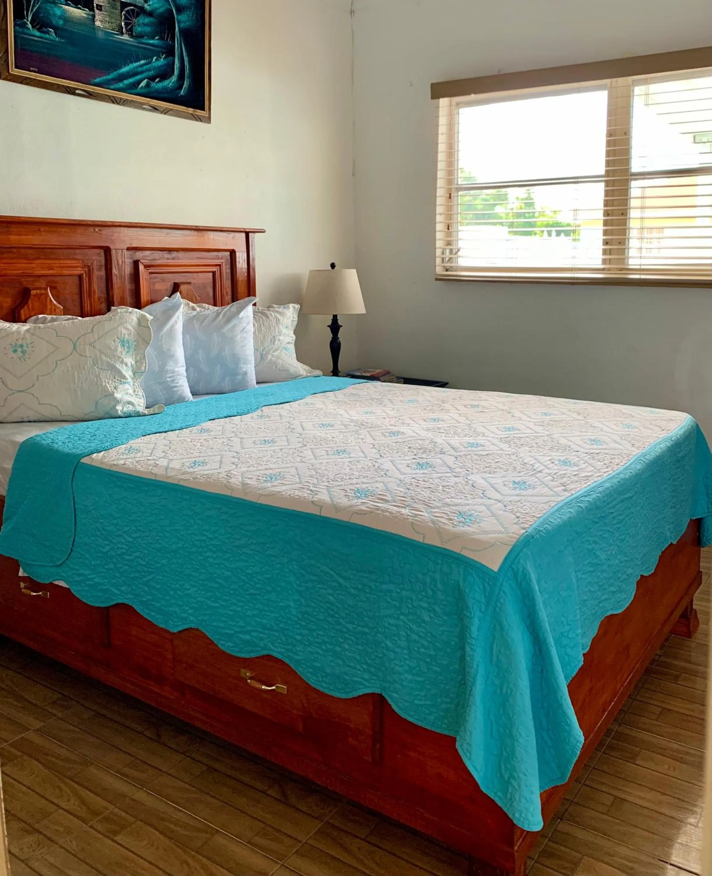 Bed in Dawson’s Hideaway