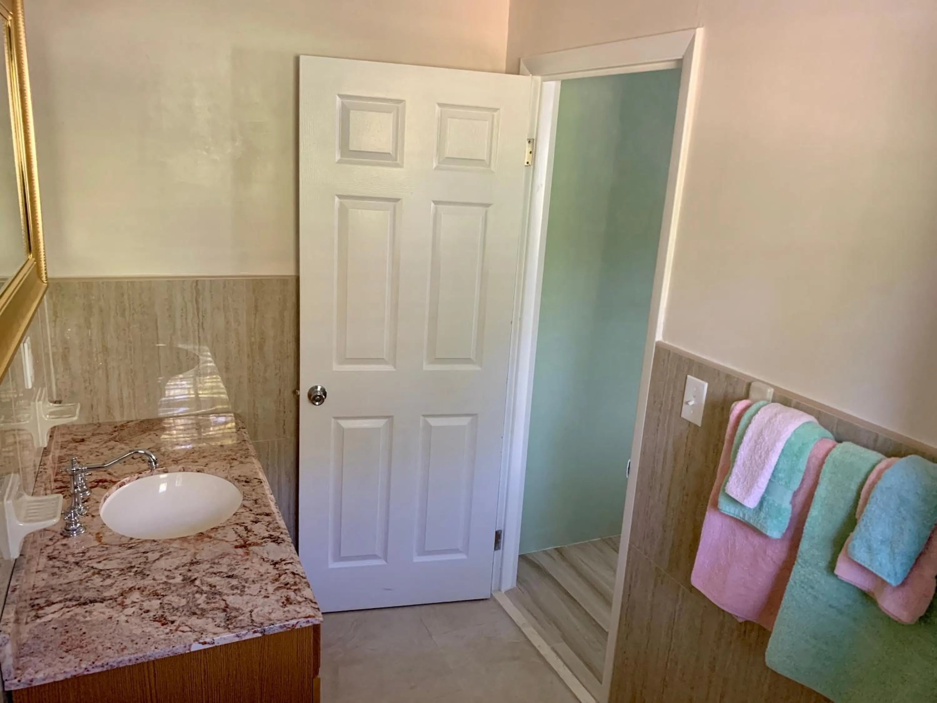 Bathroom in Dawson’s Hideaway