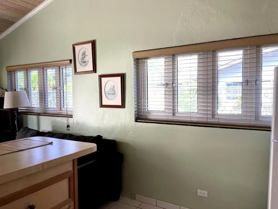 Kitchen or kitchenette in Dawson’s Hideaway