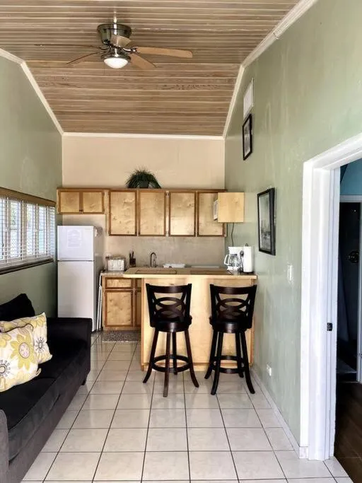 Kitchen or kitchenette in Dawson’s Hideaway