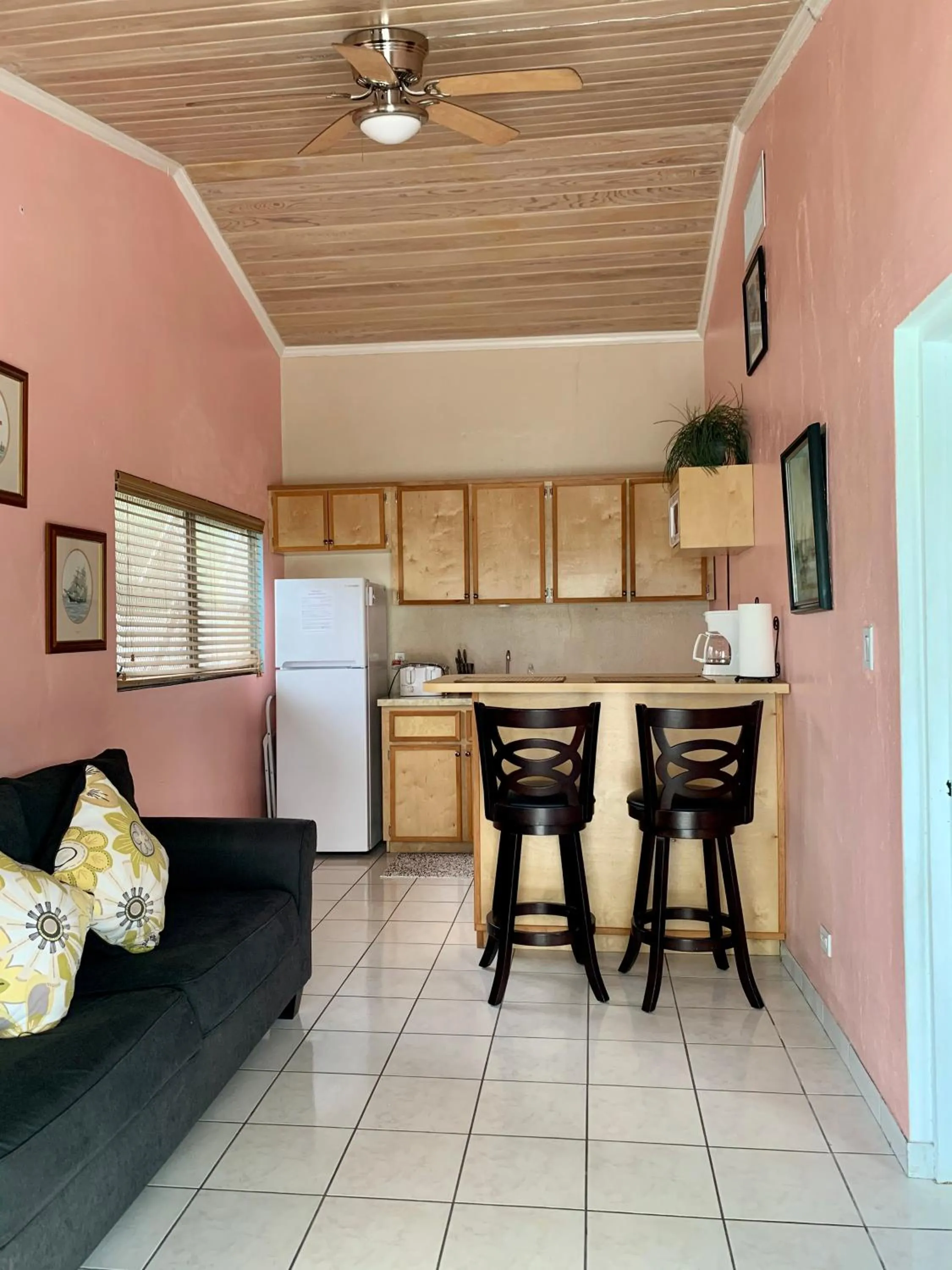 Dining area in Dawson’s Hideaway