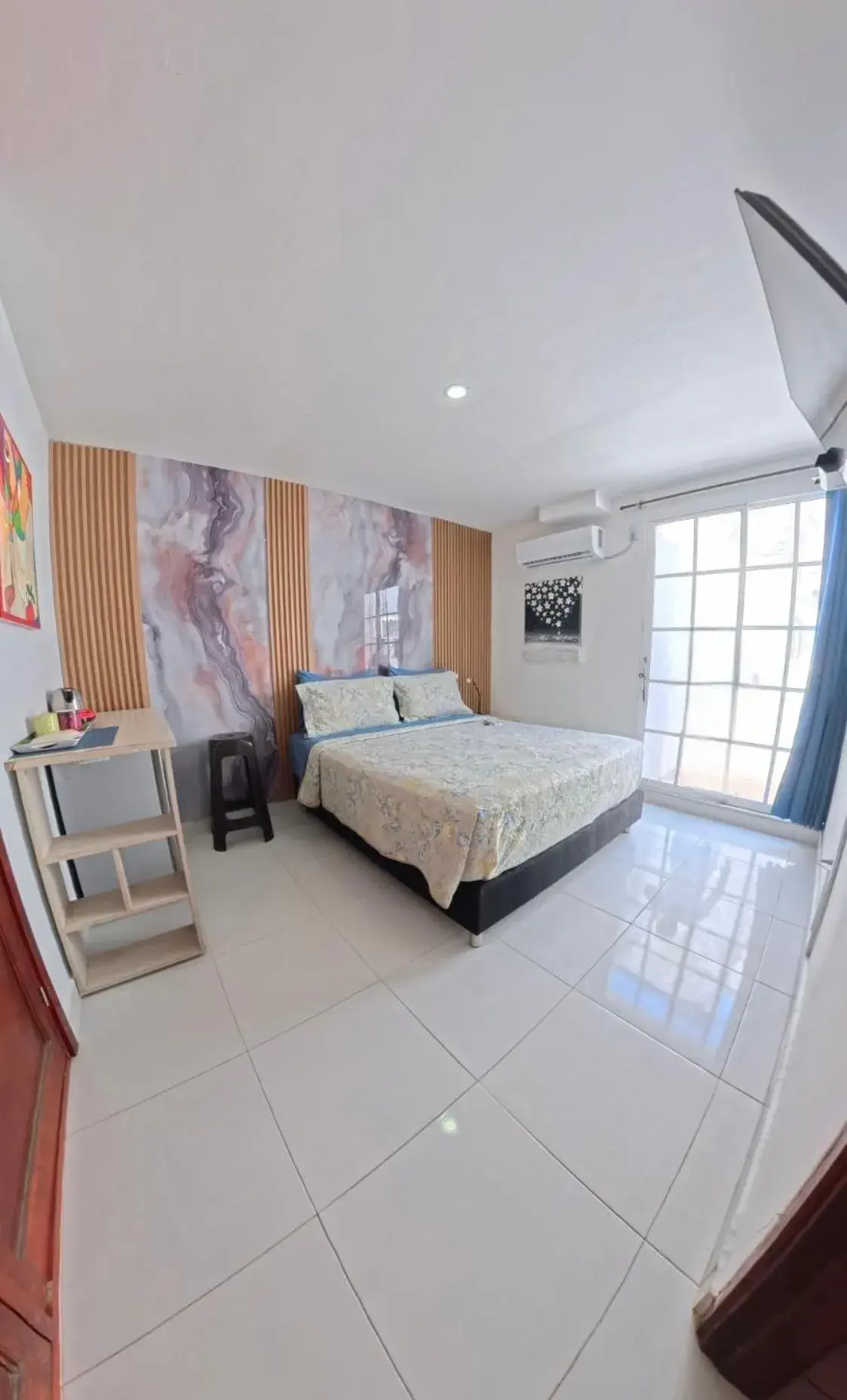 ADYAM B & B ADYAM B & B