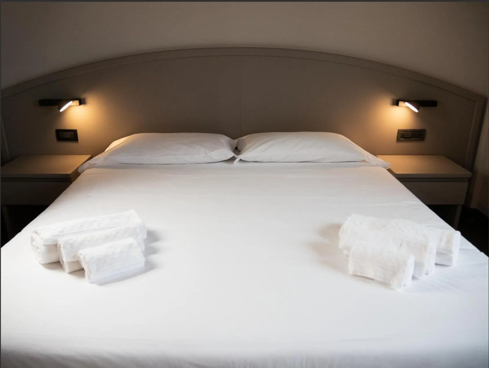 Bed in Aldero Hotel