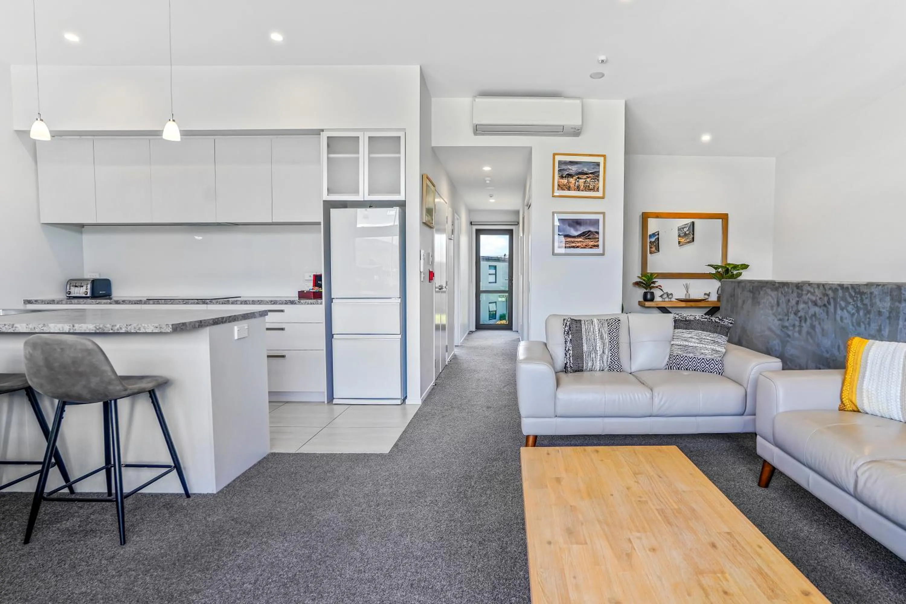 TV and multimedia in Central Park Apartments