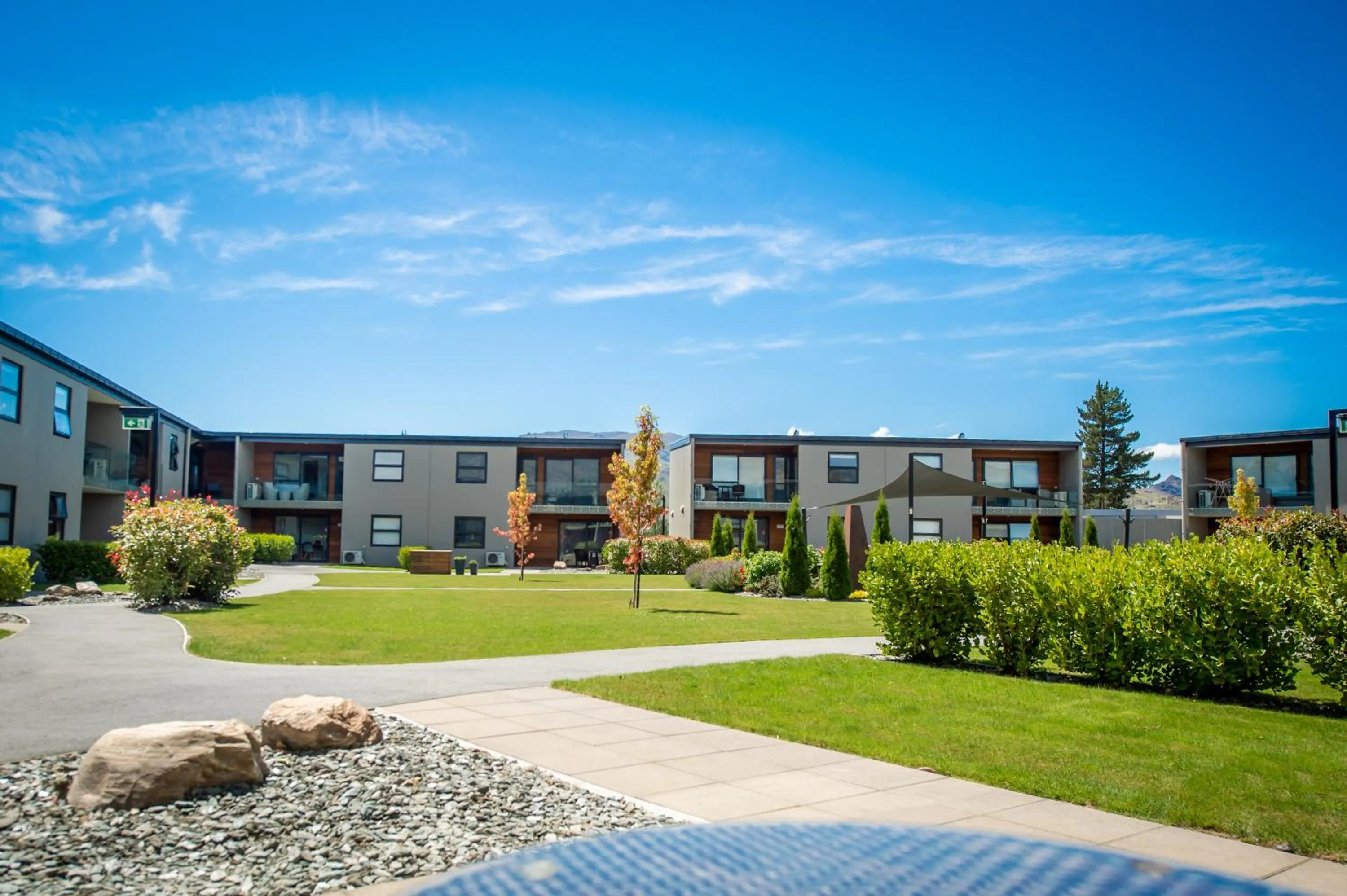 Garden in Central Park Apartments