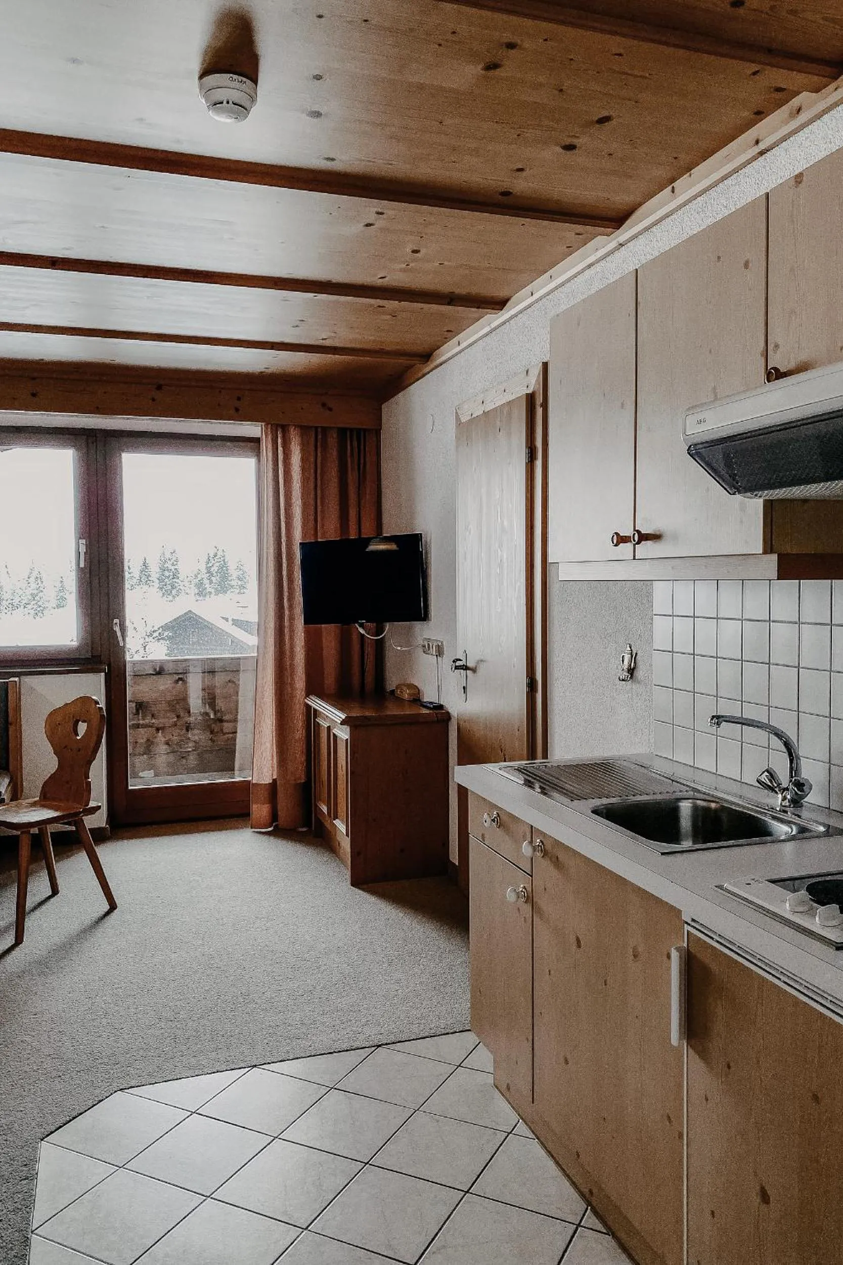 kitchen in Alpenappartements Cristall