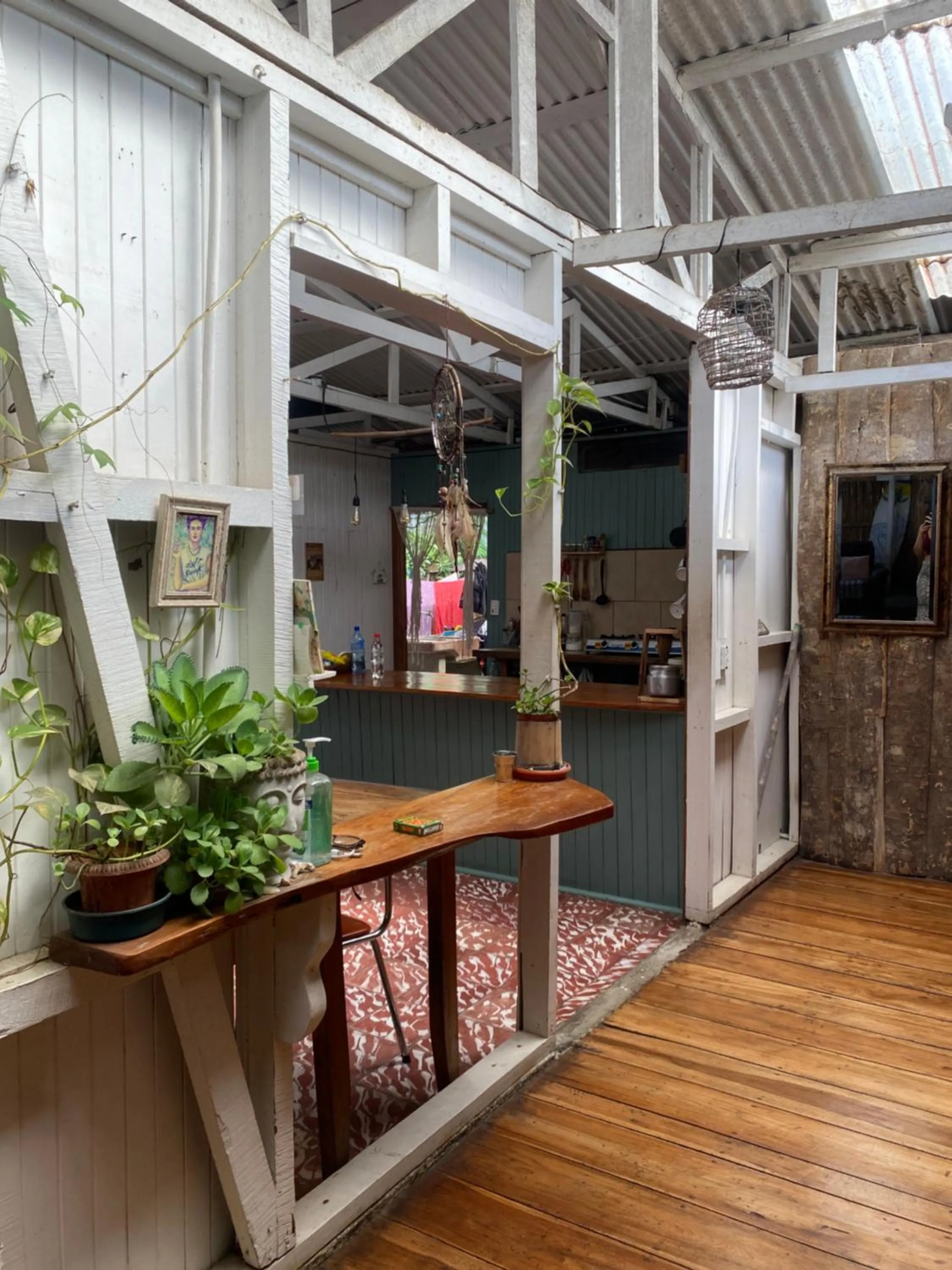 Communal kitchen in Roots Family
