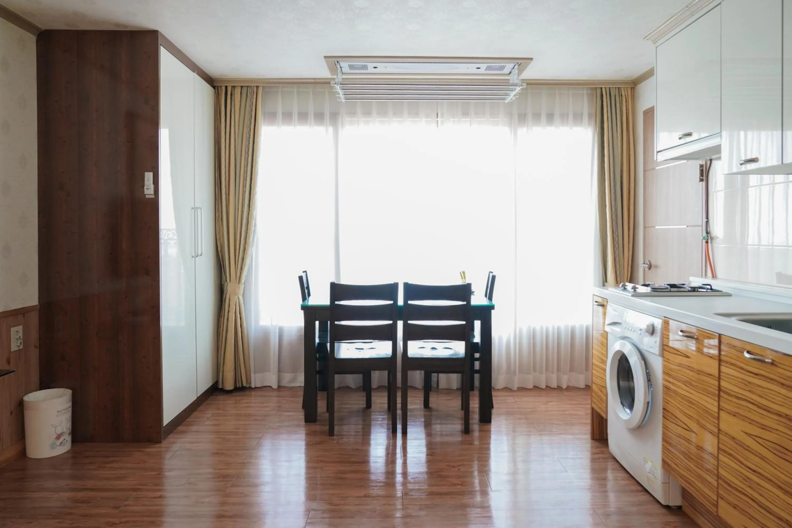 Jungmun Haesung Parktel