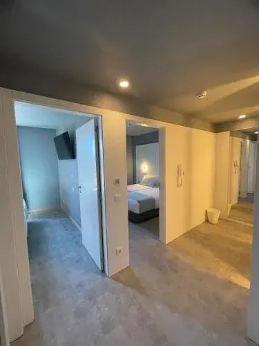 Basic Braga by Axis Basic Braga by Axis