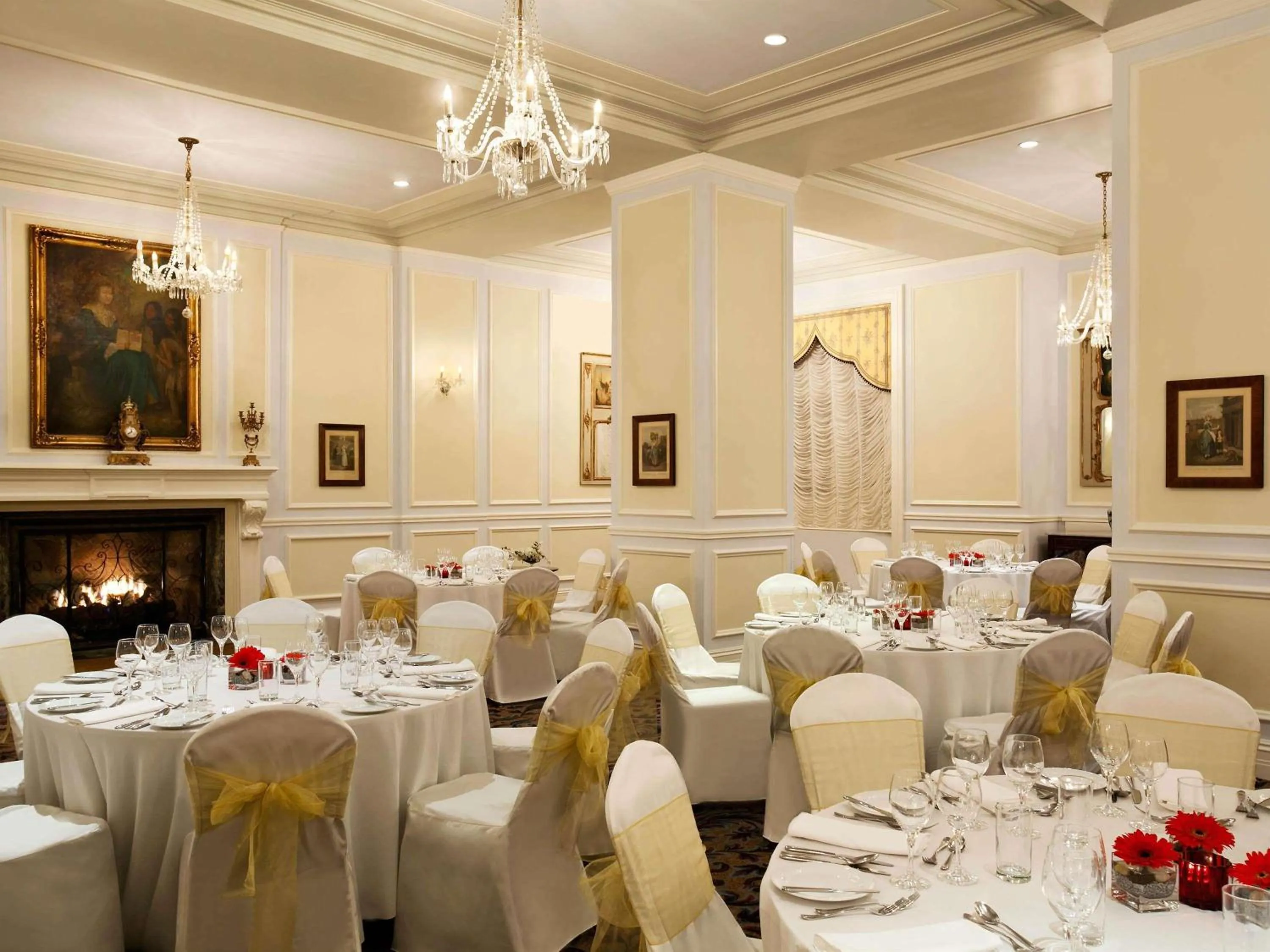 Meeting/conference room in Fairmont Le Manoir Richelieu