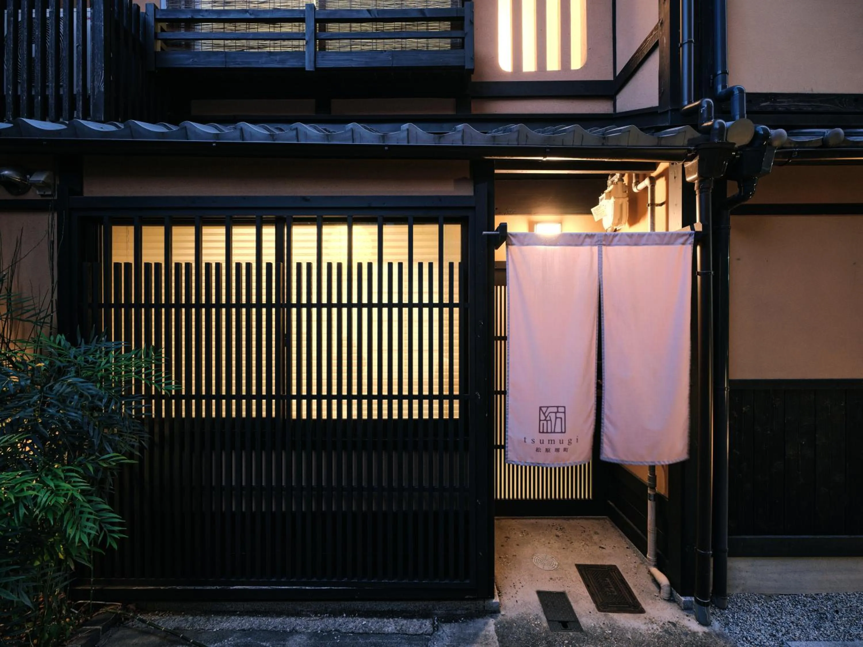 Property building in Tsumugi Matsubara Sakaimachi