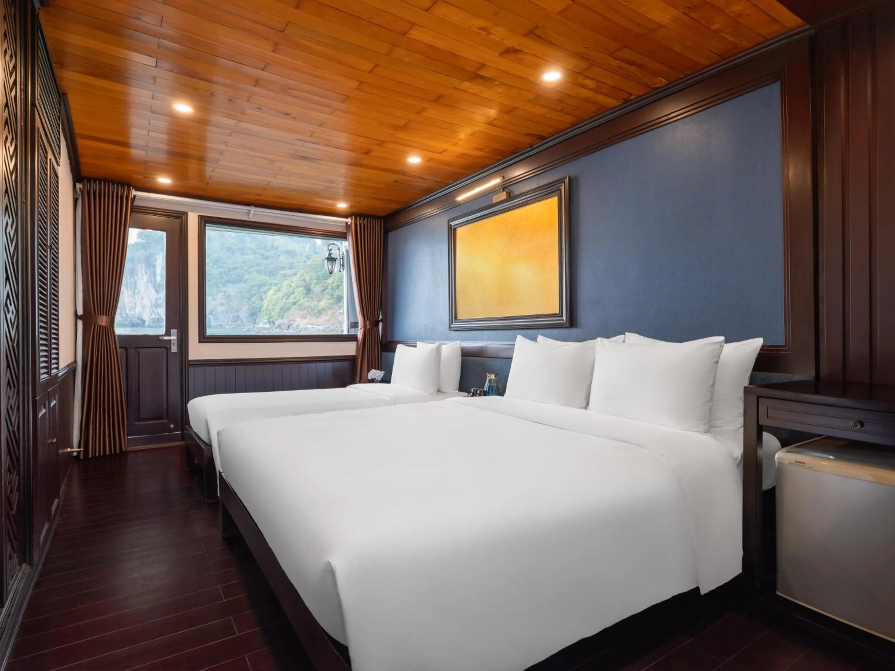 Bed in Garden Legend Cruise