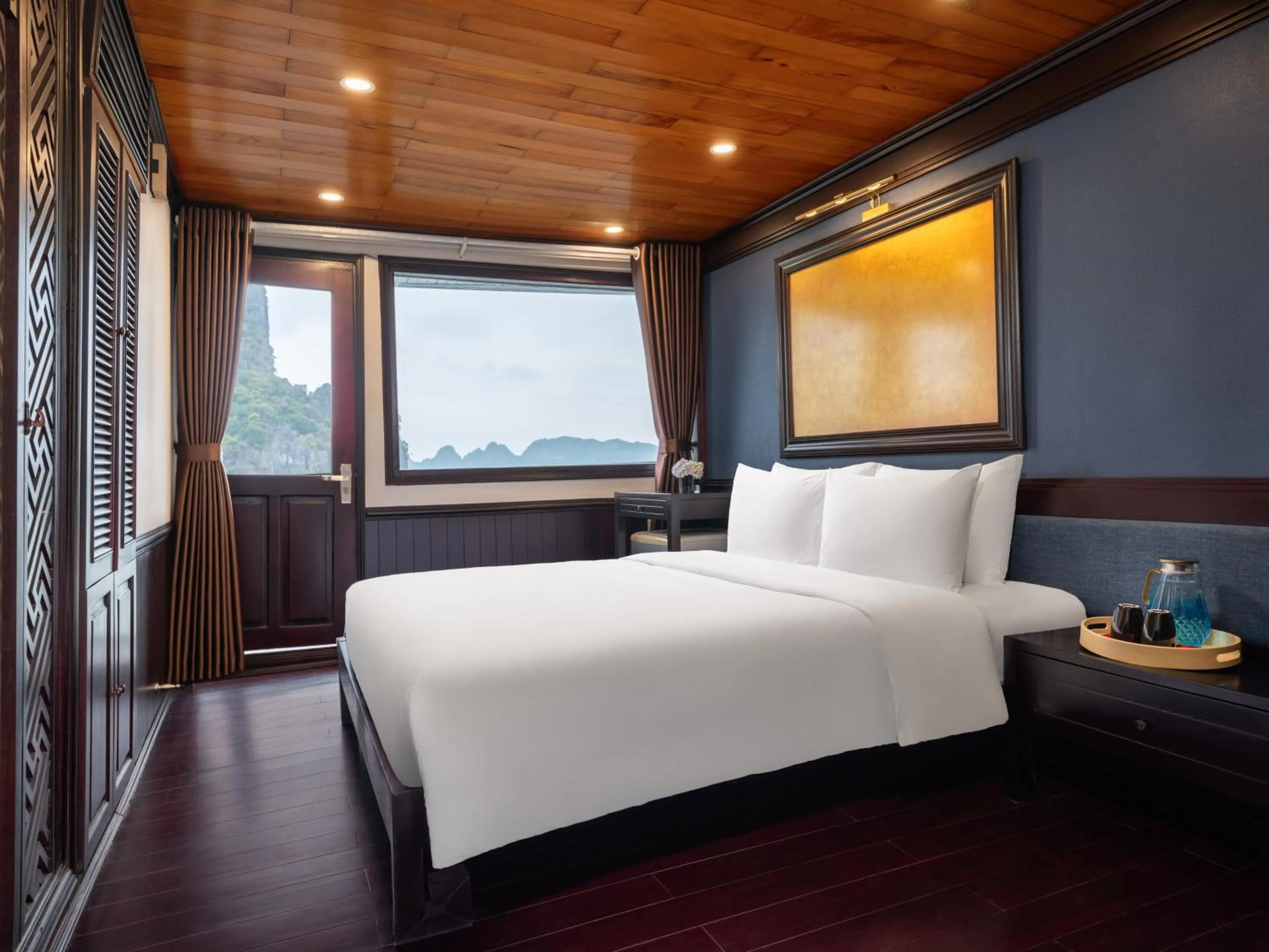 Bed in Garden Legend Cruise