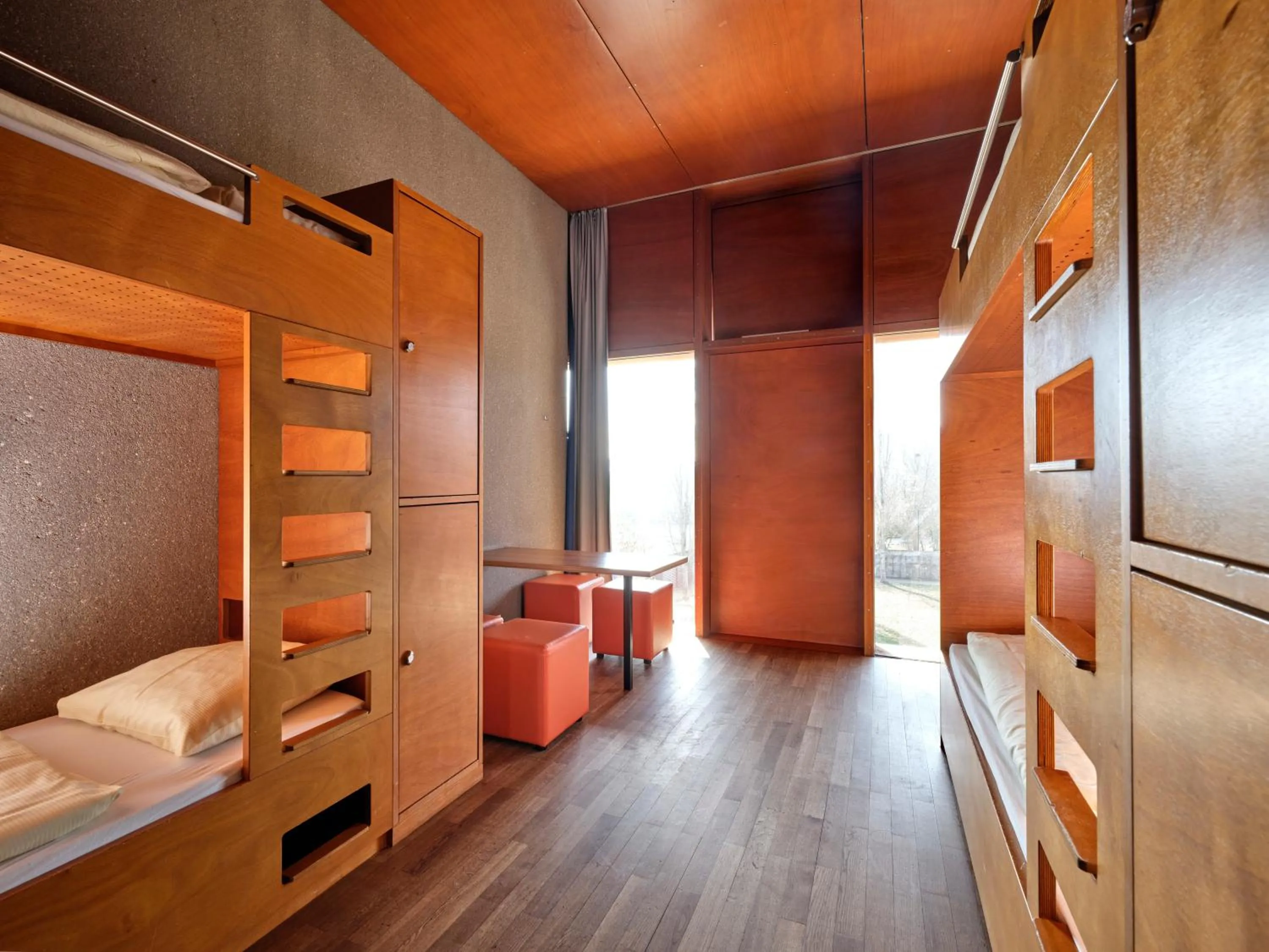 Bedroom, Bed in Youth Hostel Schengen / Remerschen