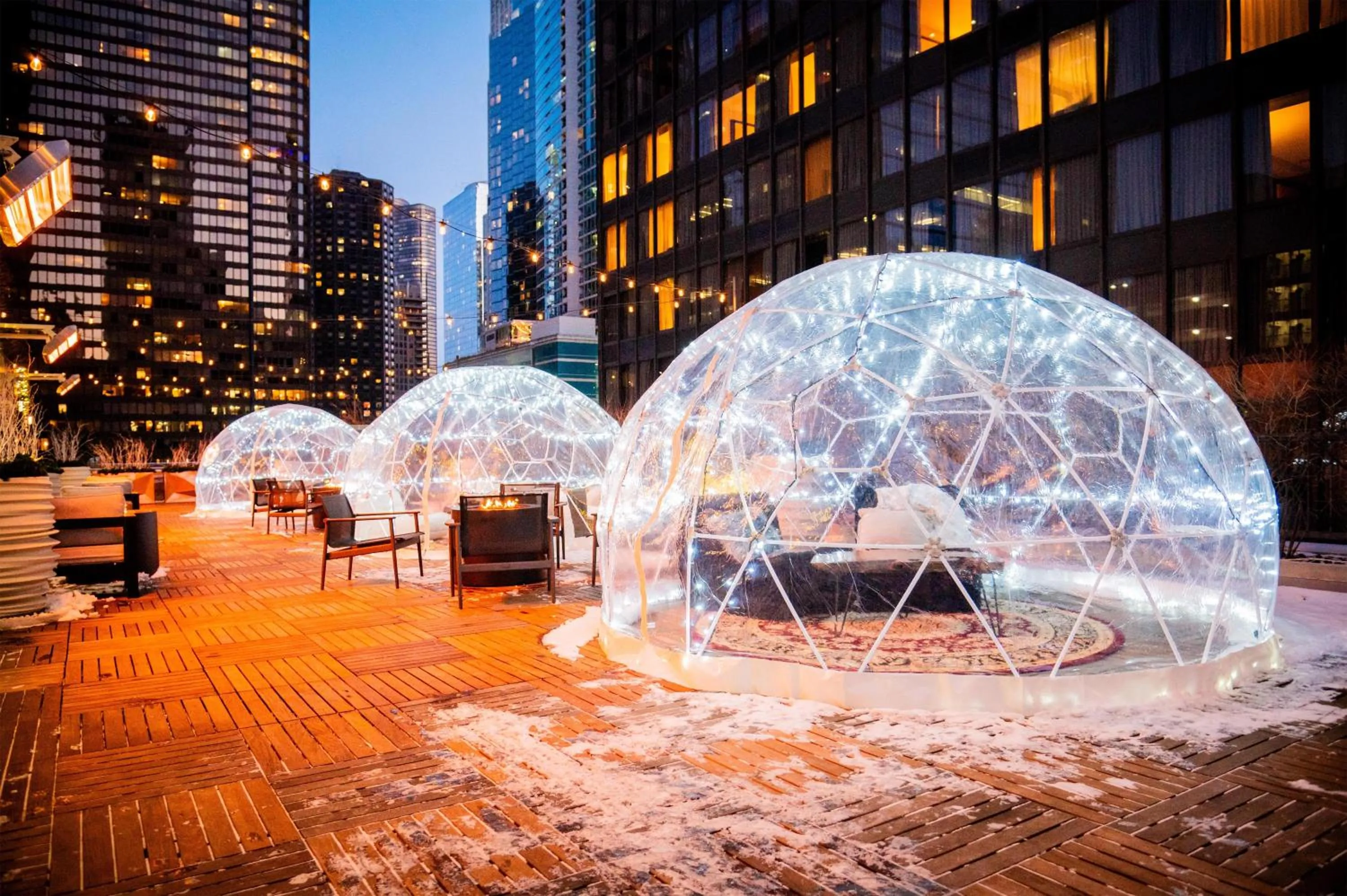 Property building in DoubleTree by Hilton Chicago Magnificent Mile