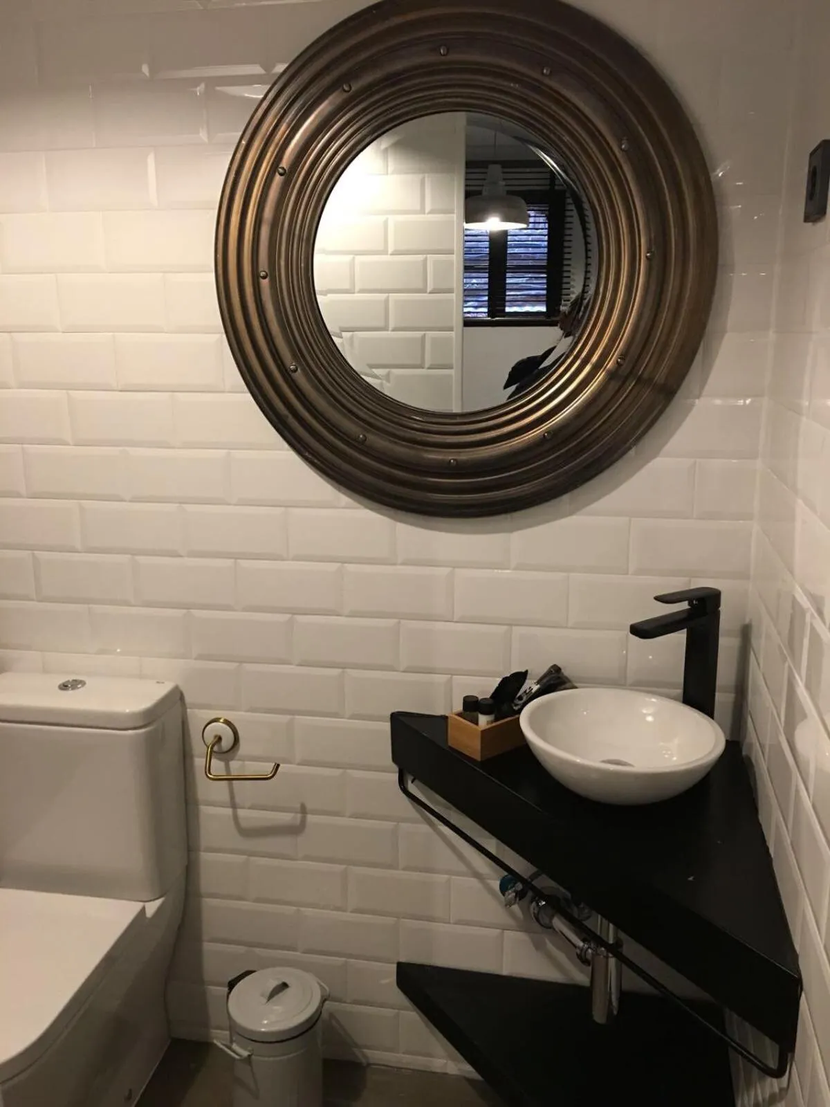 Bathroom in LaNave