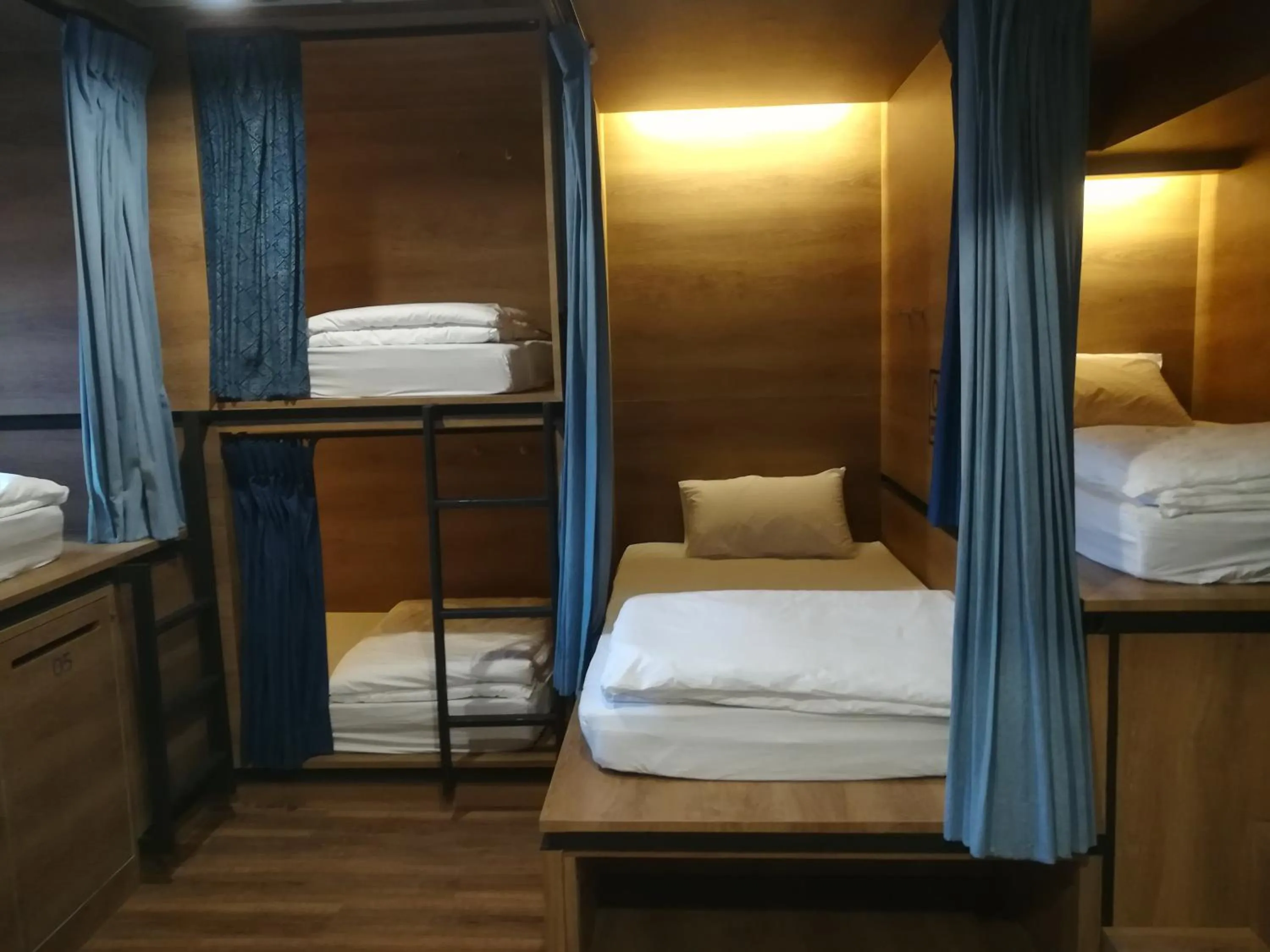 Bedroom, Bed in Natee Hostel