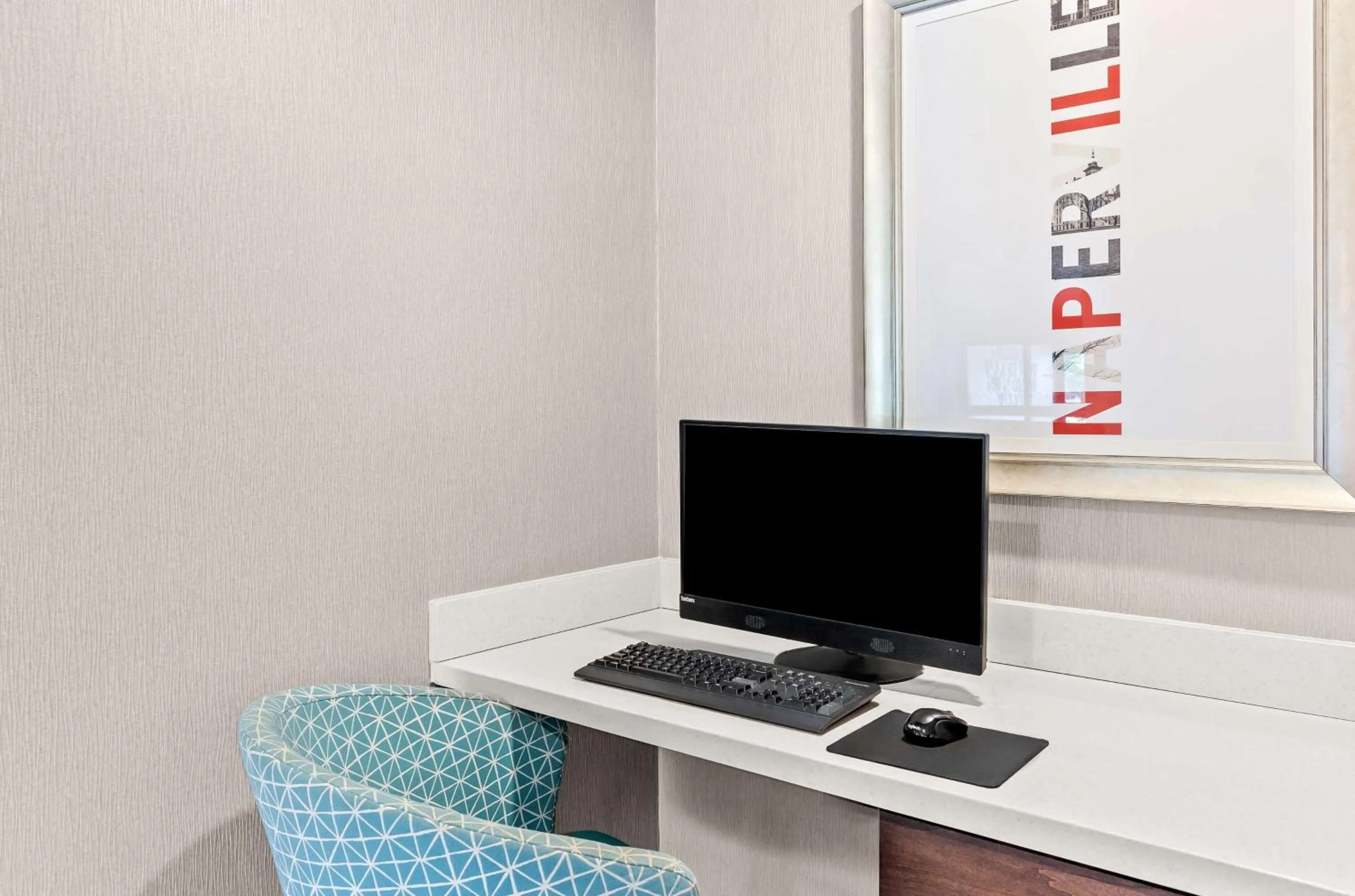 Business facilities in Hampton Inn Chicago-Naperville