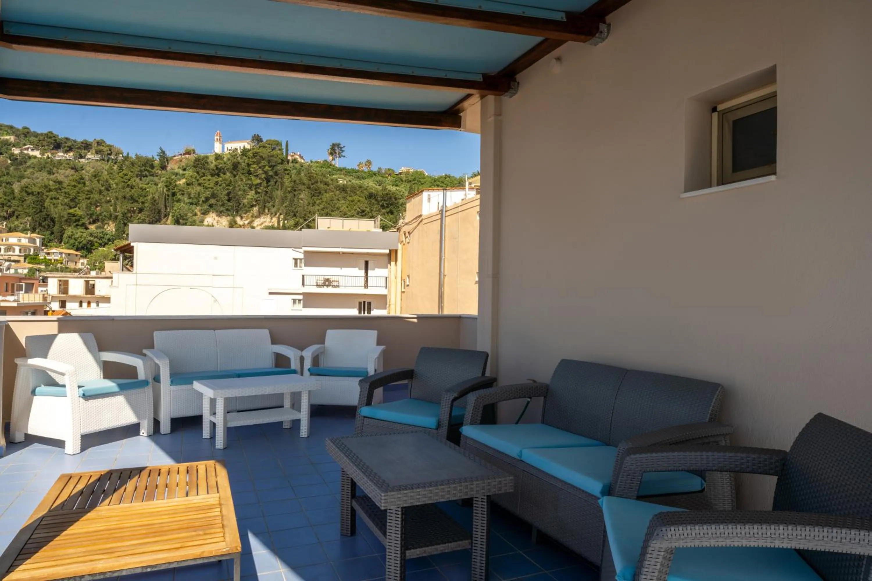 Patio in Plaza Hotel