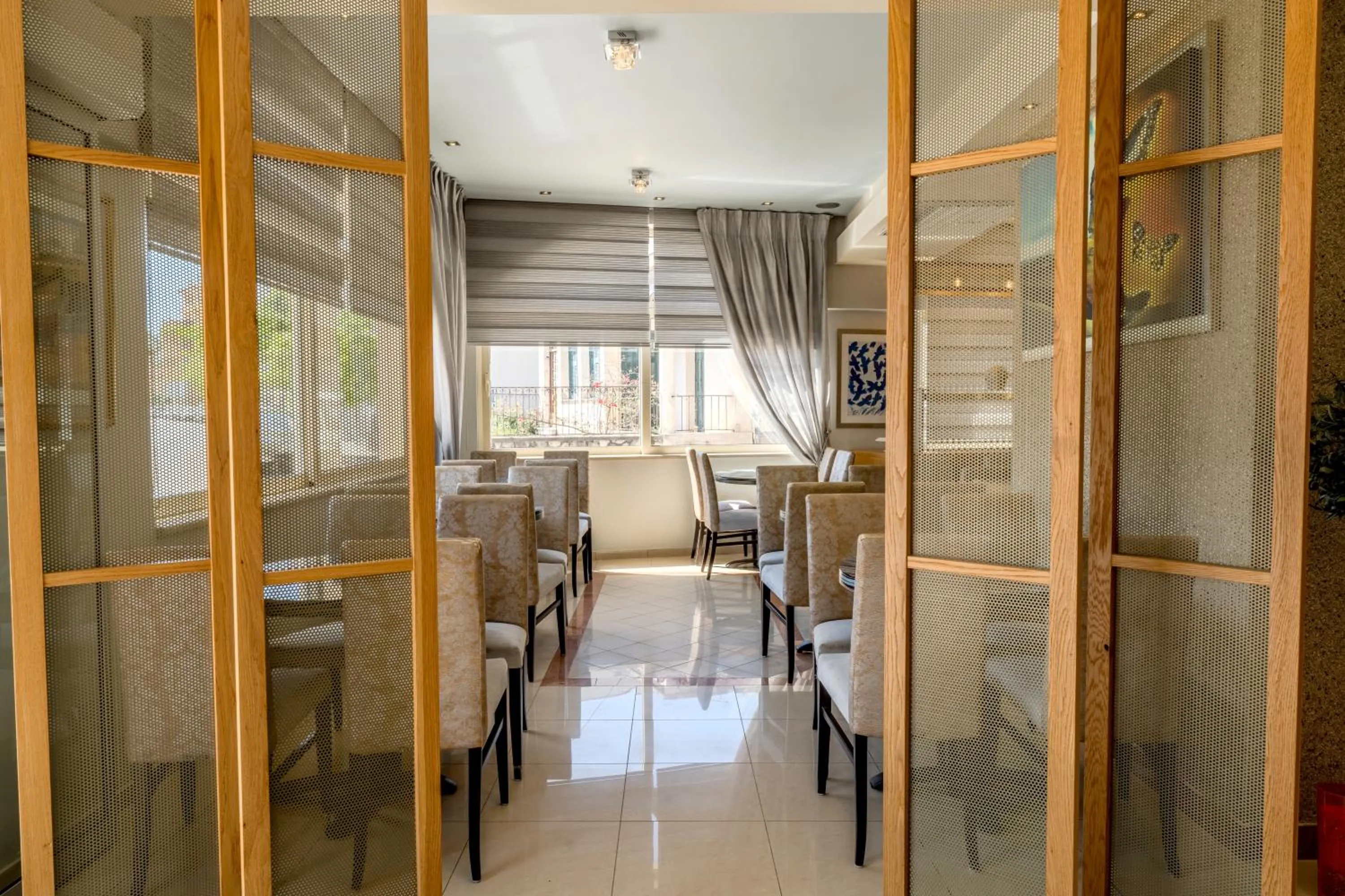 TV and multimedia in Plaza Hotel