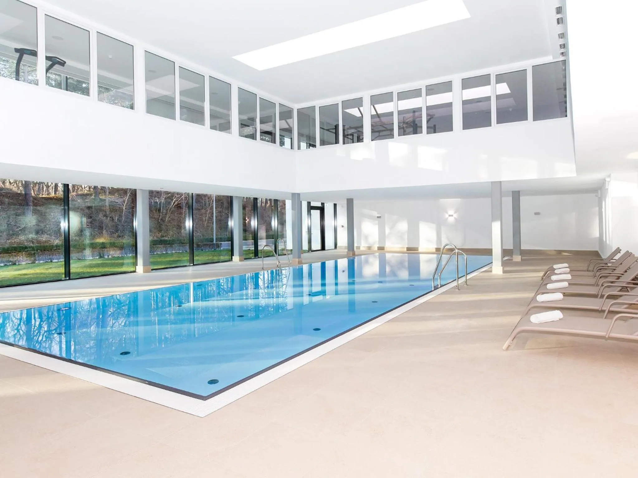 Swimming pool in DORMERO Strandhotel Rügen