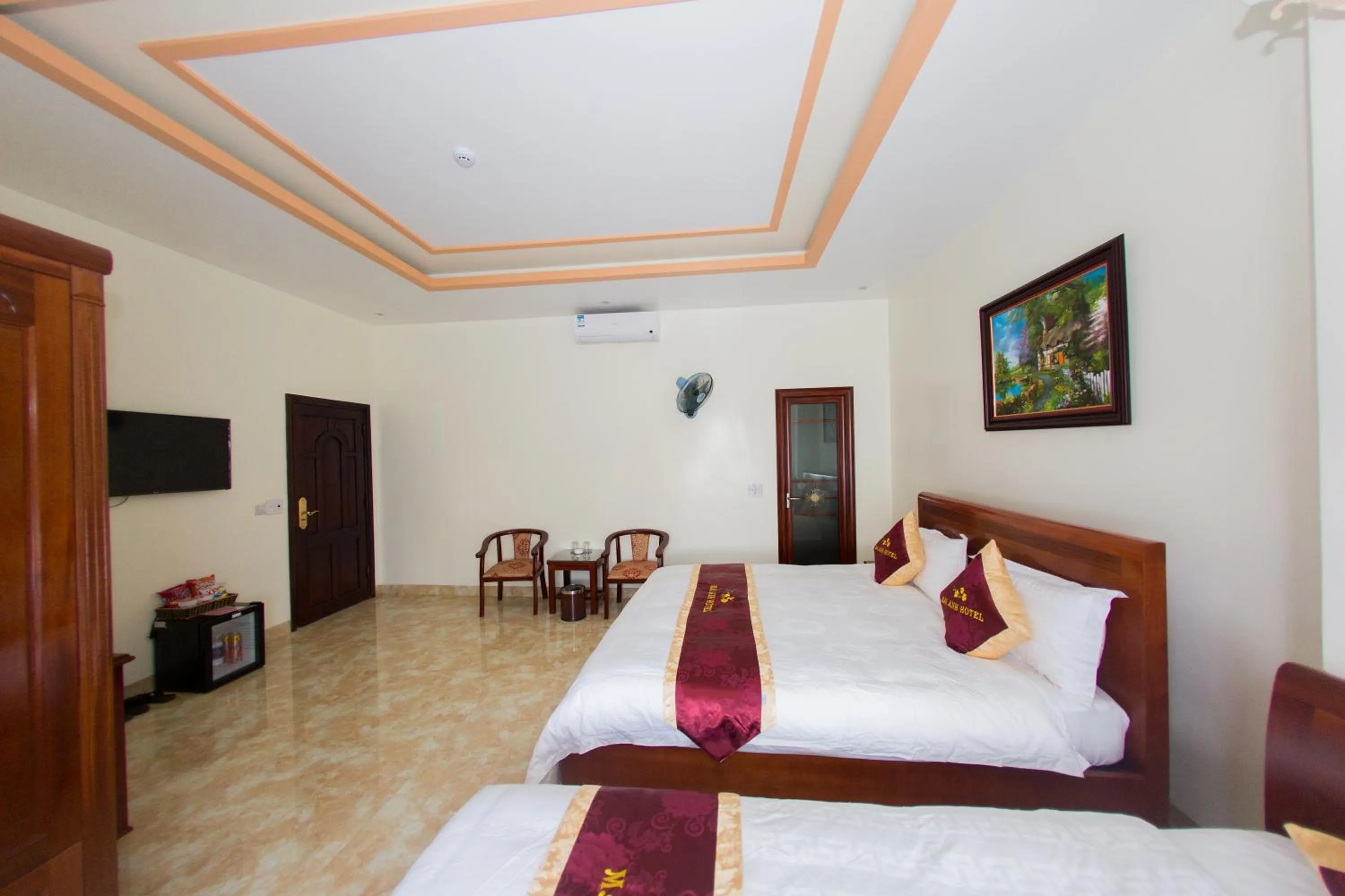 Photo of the whole room in Mai Anh Hotel