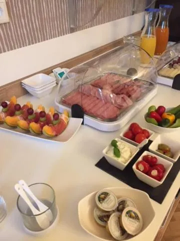 Breakfast in Hotel Bellini