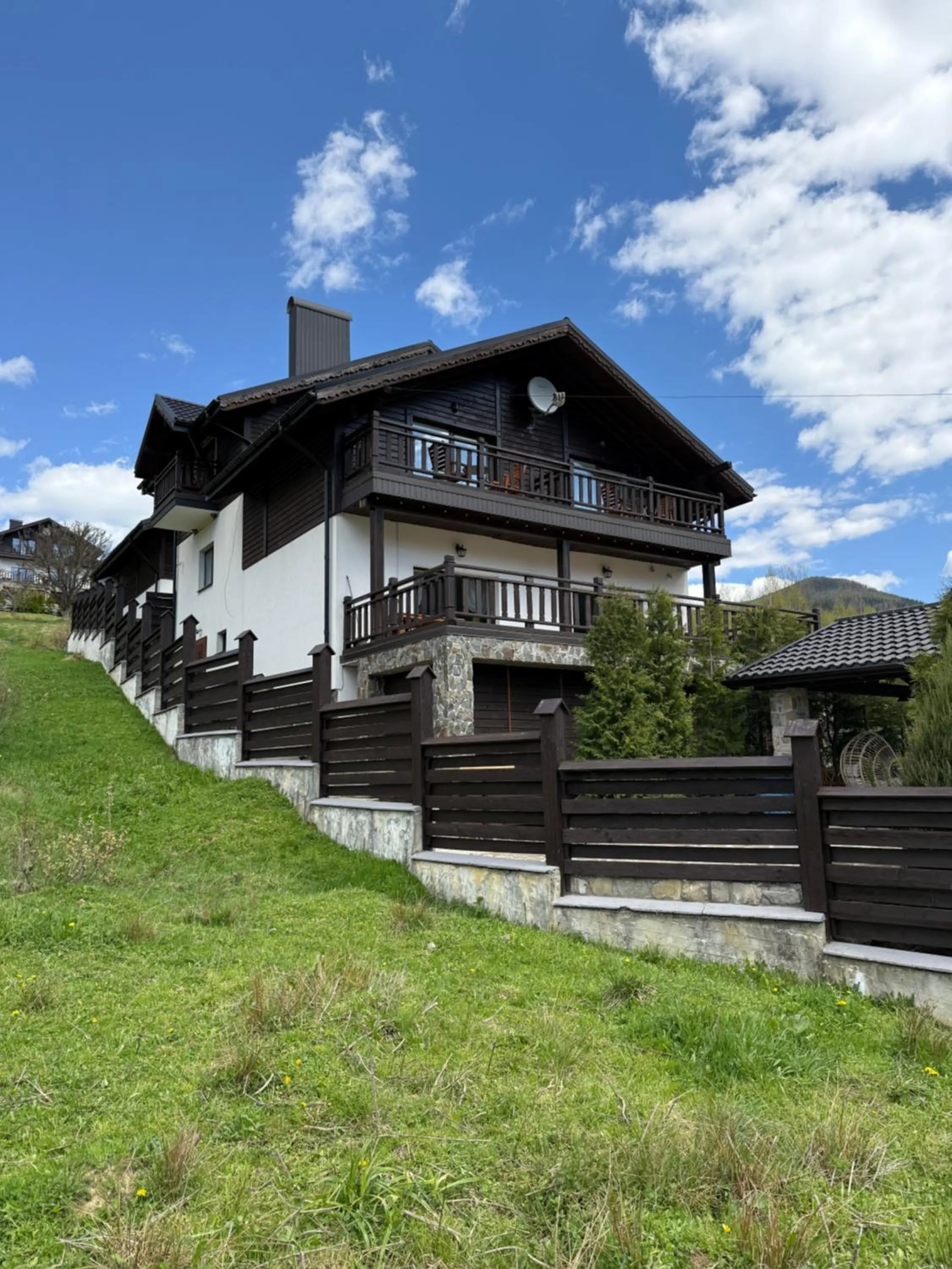Property building in Residence Chalet & Nesh