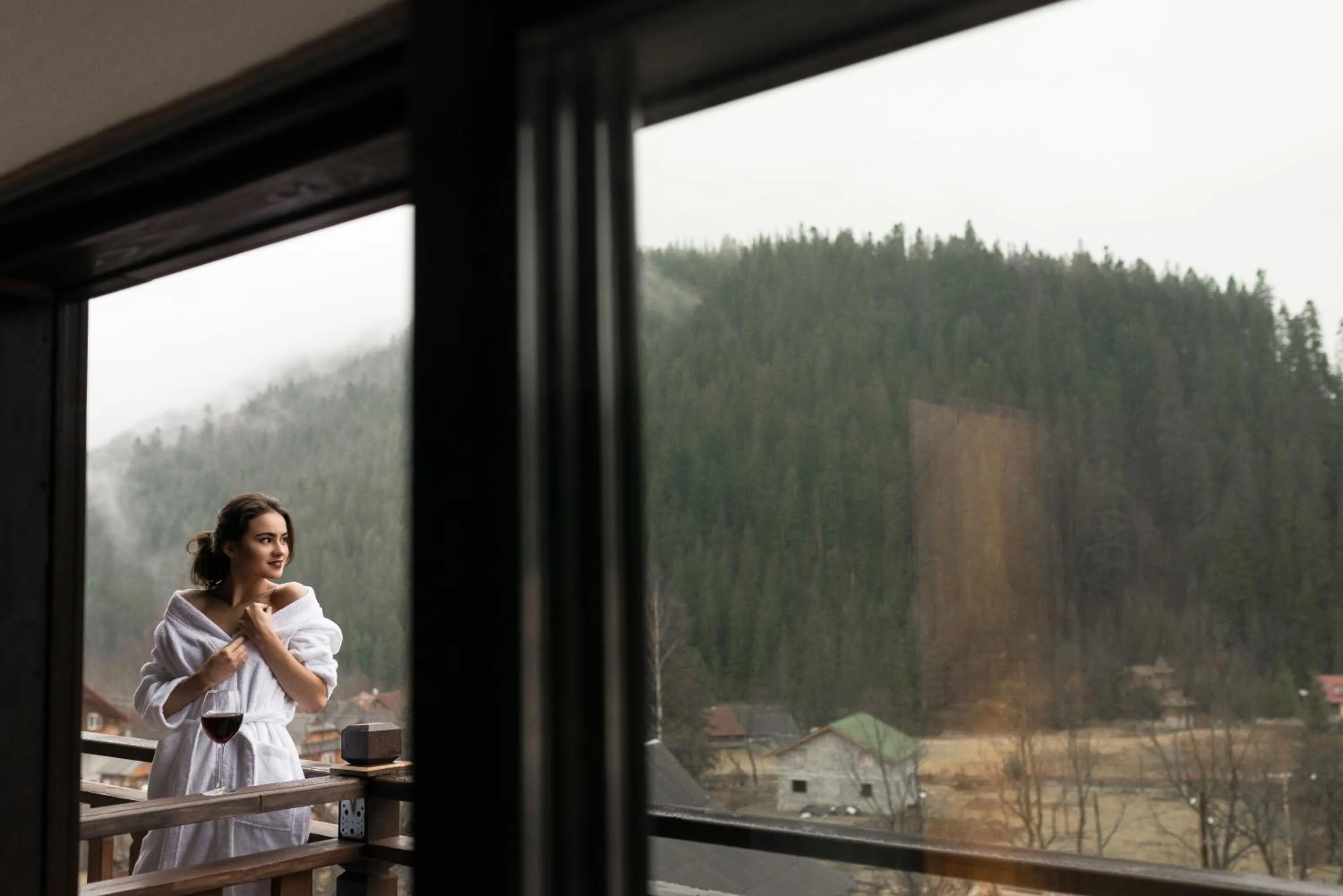 People in Residence Chalet & Nesh