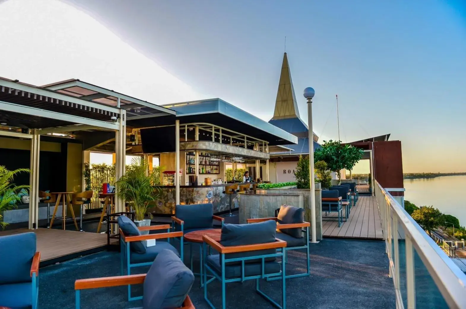 Restaurant/places to eat in Blu Hotel Restaurant/places to eat in Blu Hotel